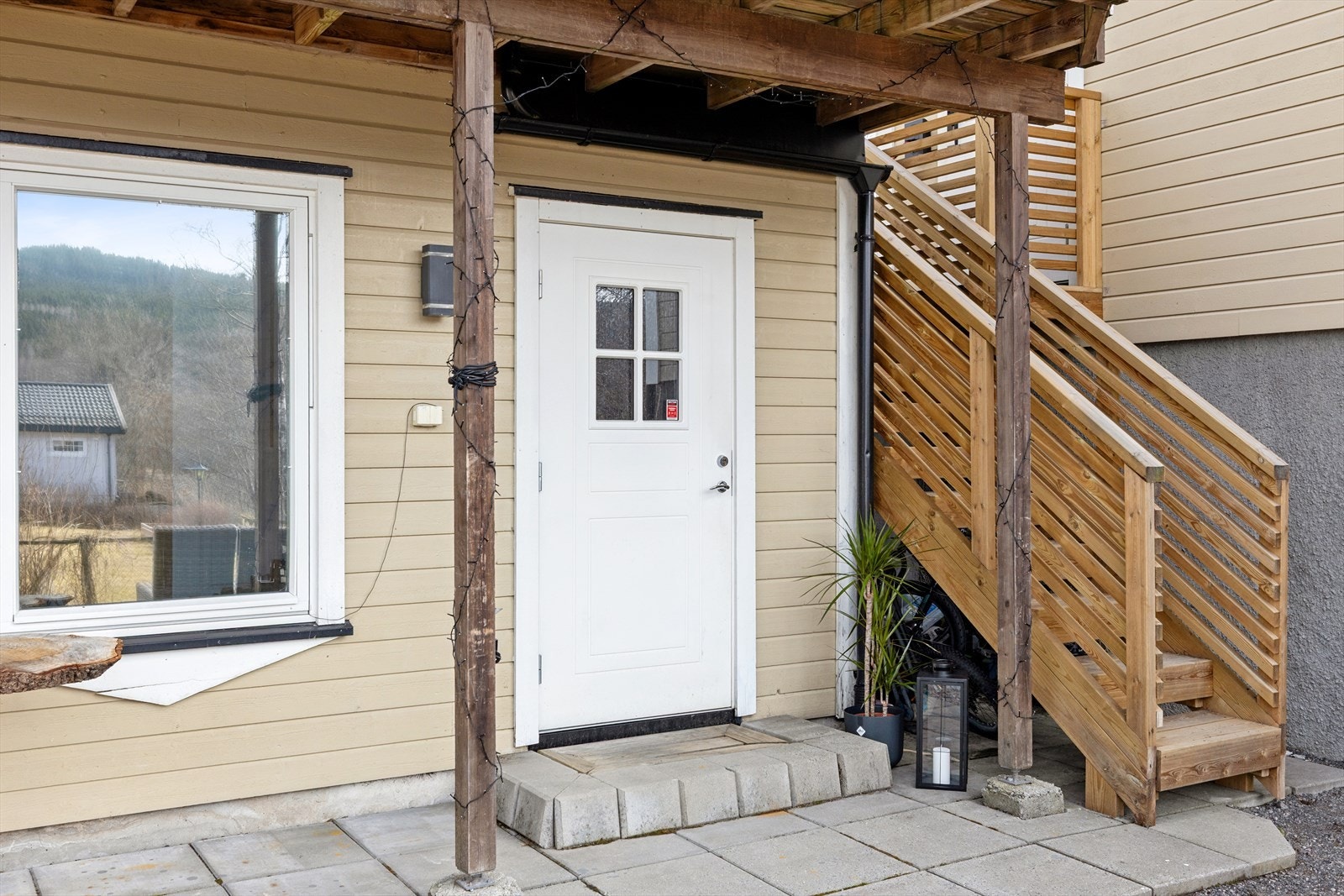 Den godkjente utleiedelen på 45 m² har egen, separat inngang. Galleribilde