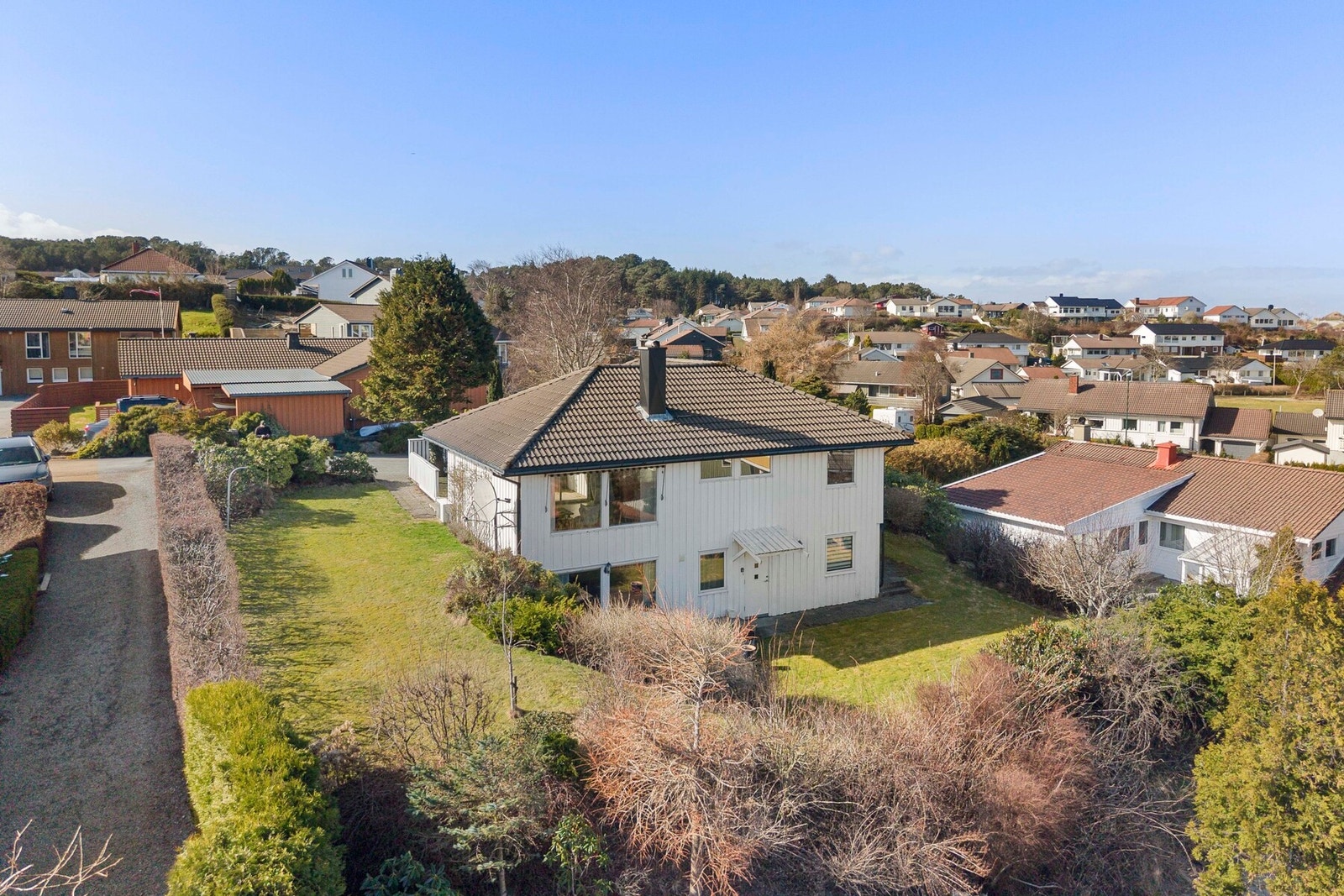 PrivatMegleren v/Eiendomsmegler MNEF Bjørn Tore Vigdel presenterer Pollertvegen 2a for salg Galleribilde