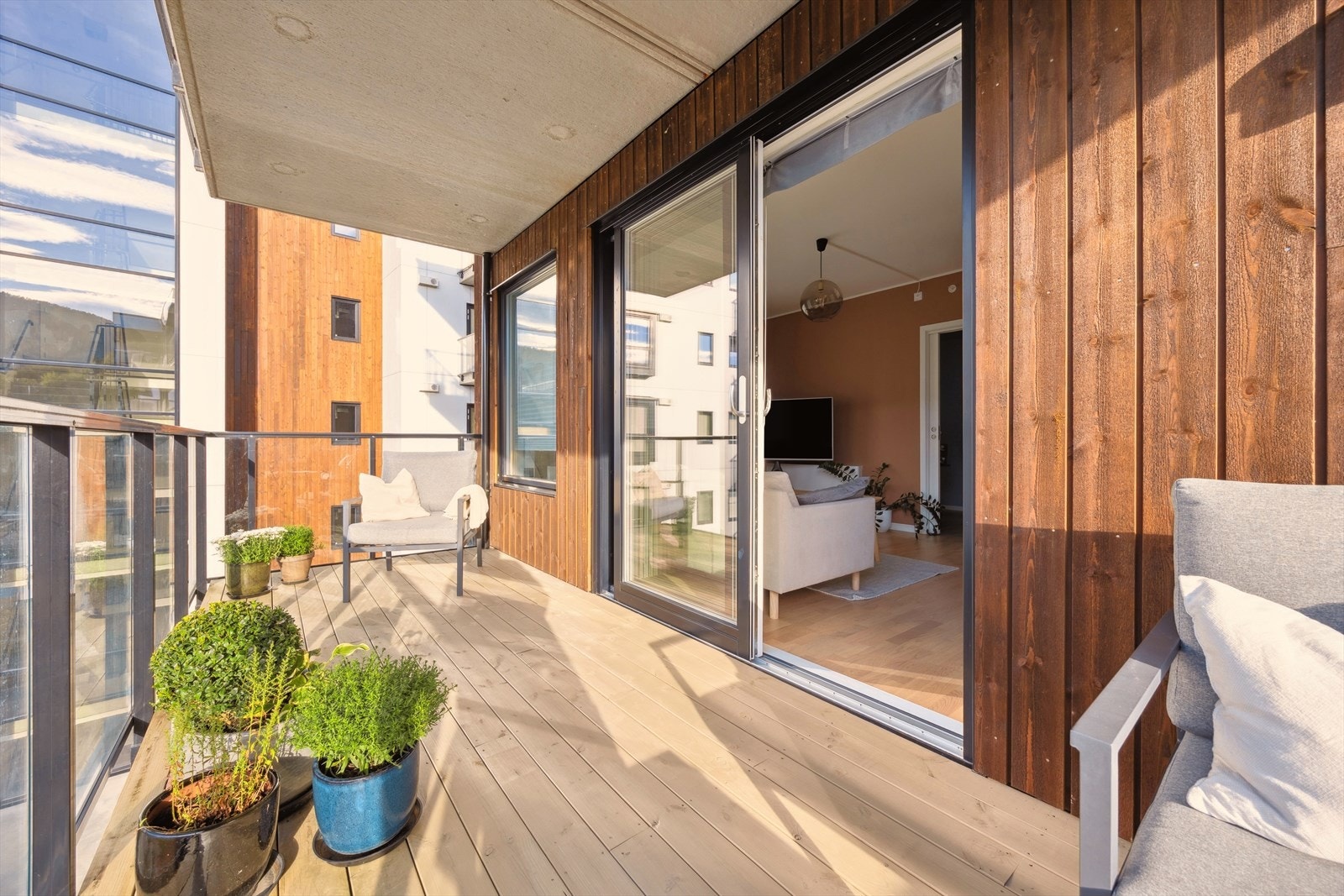 Nyt herlige sommerdager. Galleribilde