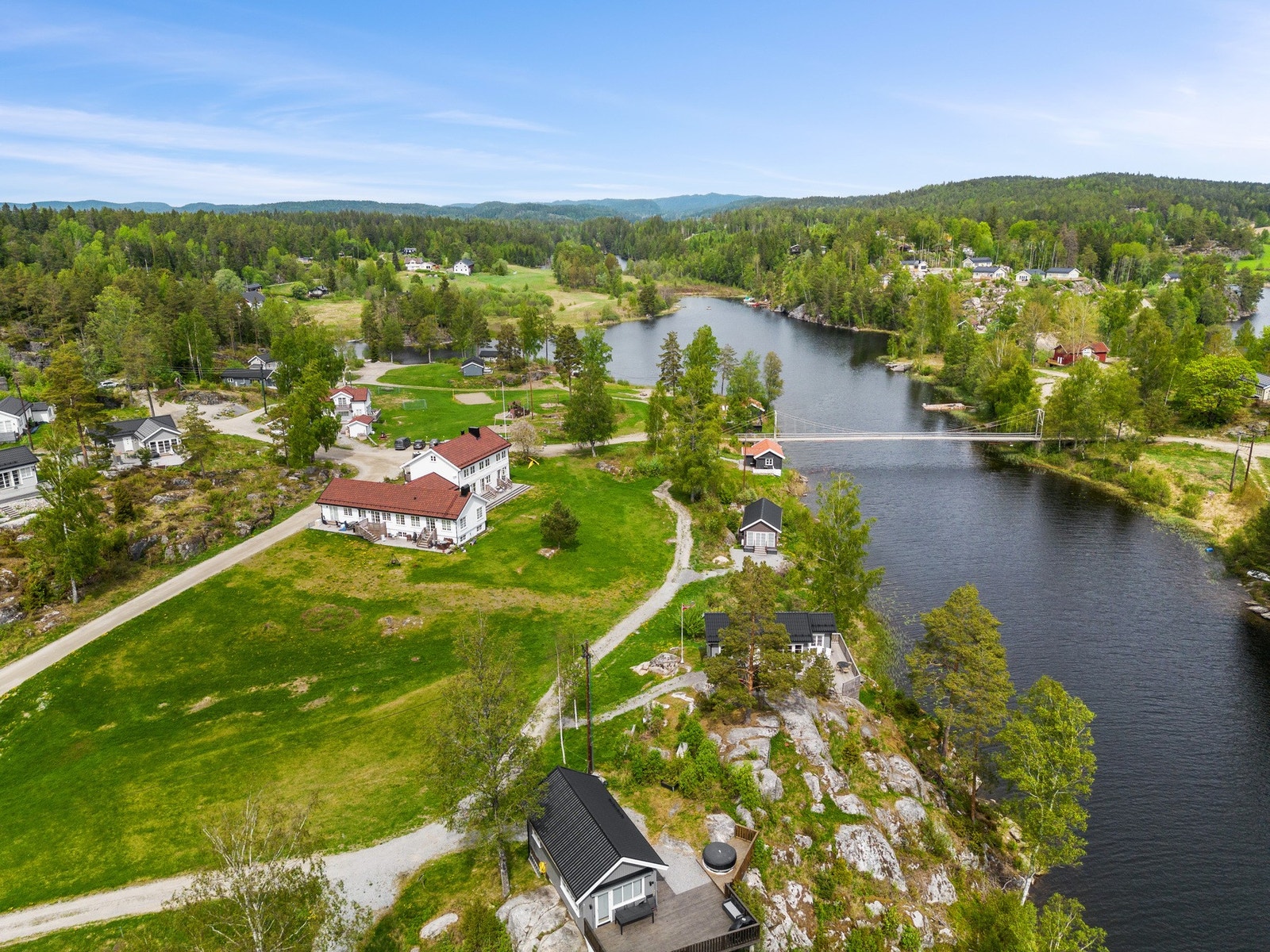 Dronefoto av området. Galleribilde