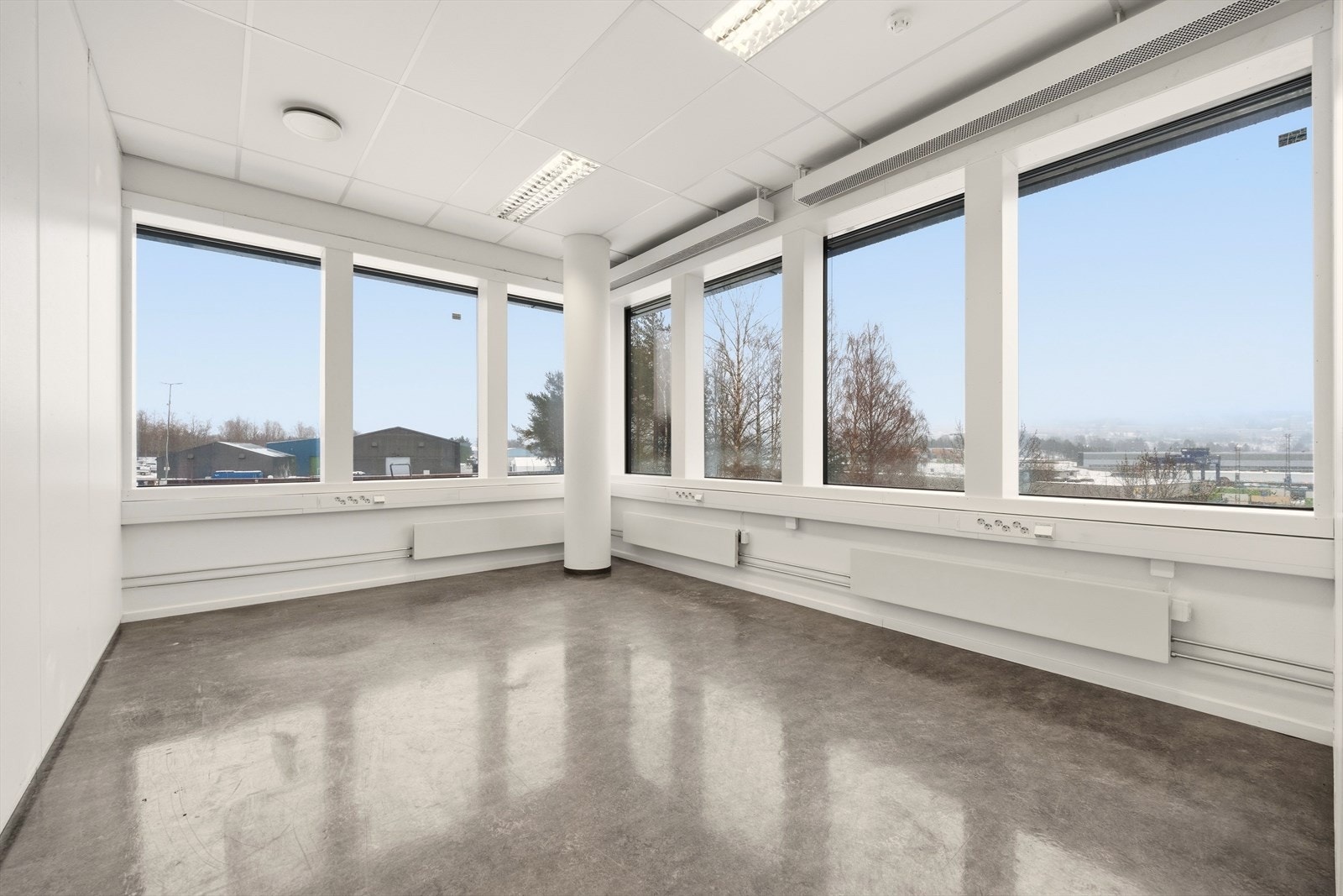 Østre Aker vei 94 - Kontorlokaler i 1.uetg - Rimelig leie - Mulighet for endring av bruk og romløsninger. Galleribilde