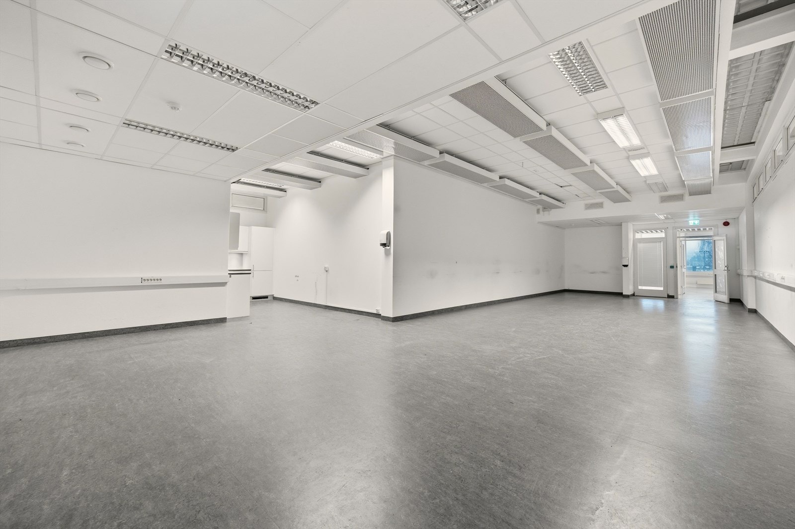 Østre Aker vei 94 - Kontorlokaler i 1.uetg - Rimelig leie - Mulighet for endring av bruk og romløsninger. Galleribilde