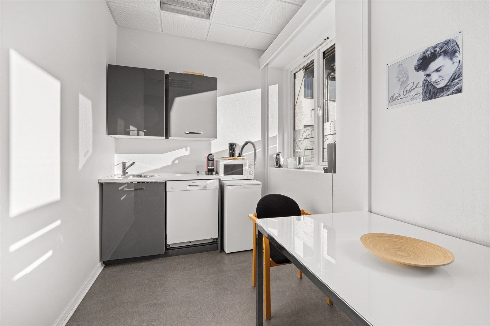 2.etg. 171 kvm BTA Galleribilde