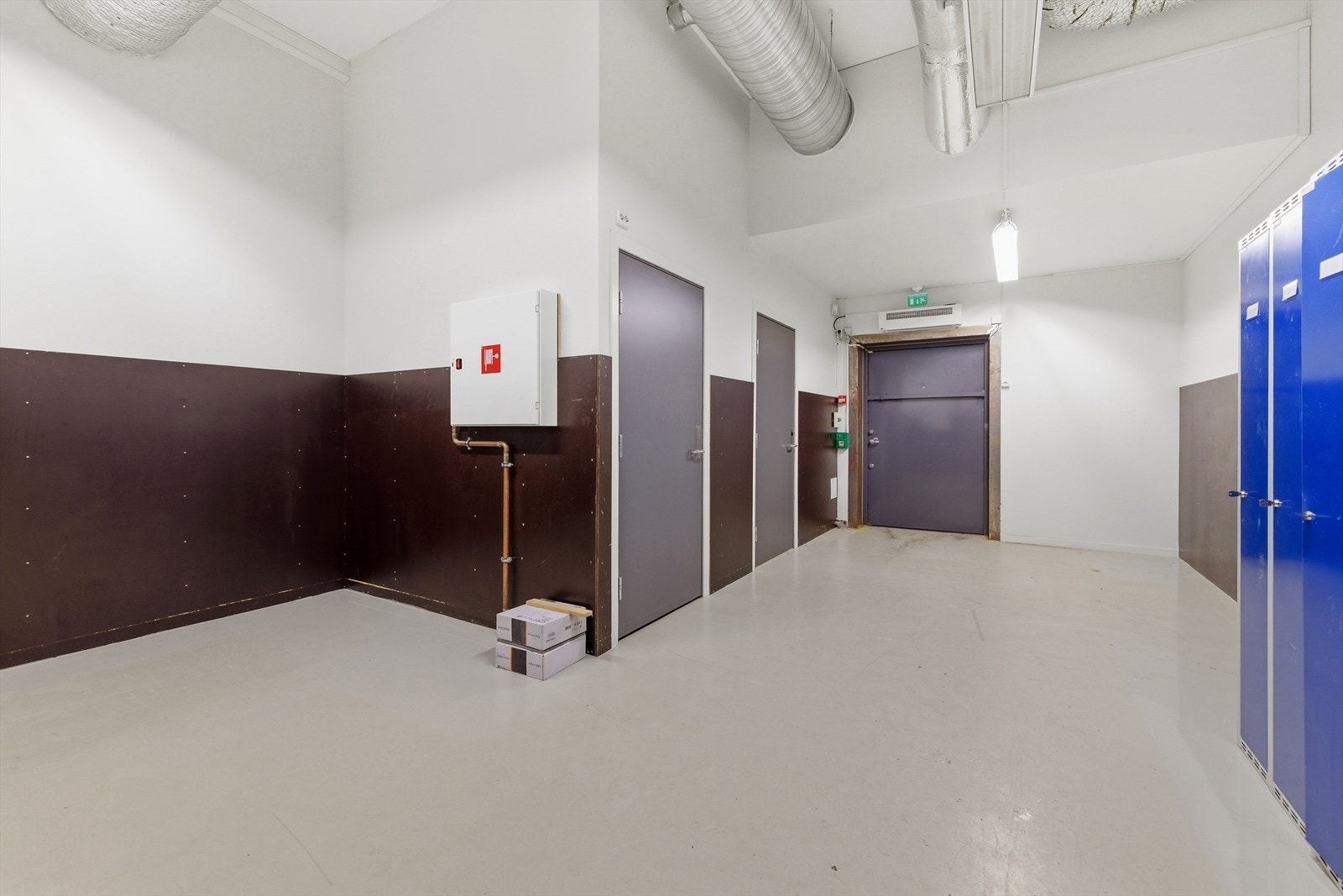 Lager/varelevering ledig del. Galleribilde