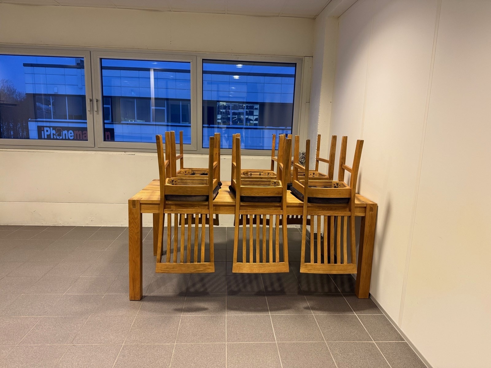 Møterom/spiserom Galleribilde