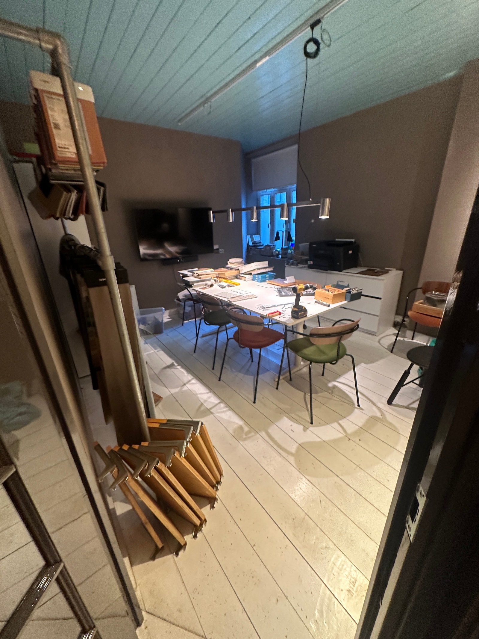 Tidligere innredning av kontoret. Galleribilde