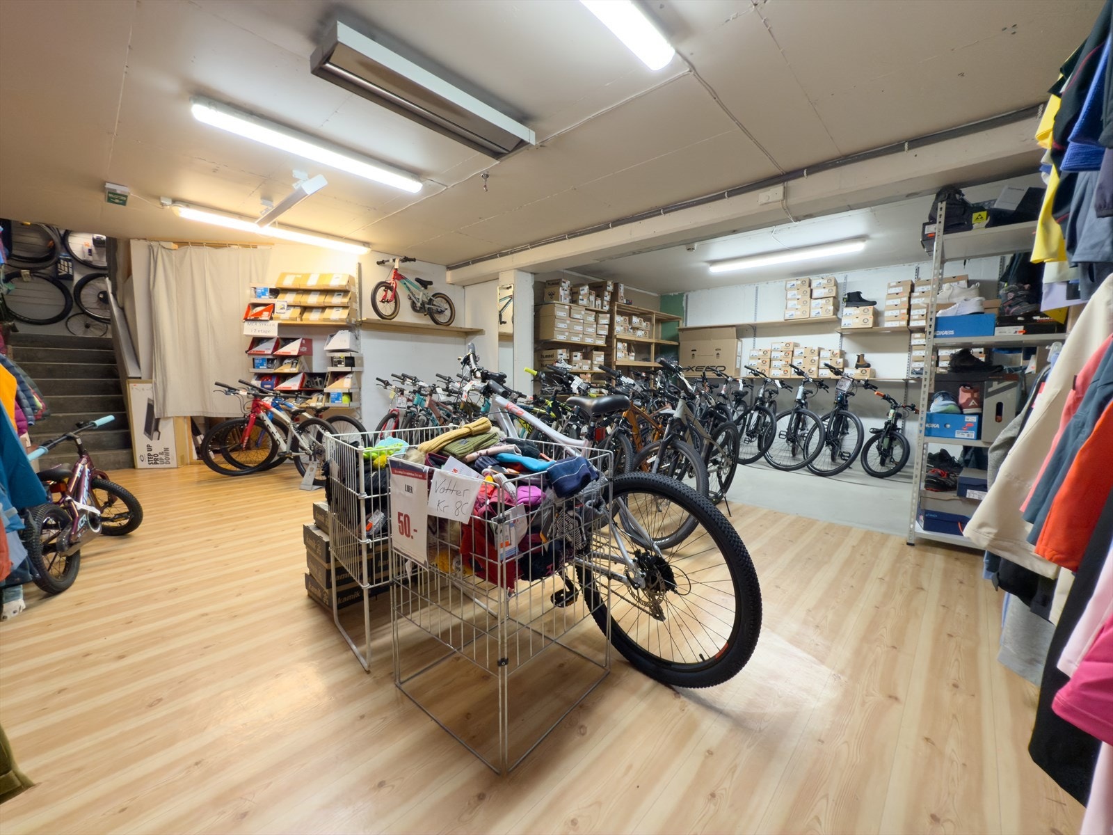 Butikklokale i under-etg. Galleribilde