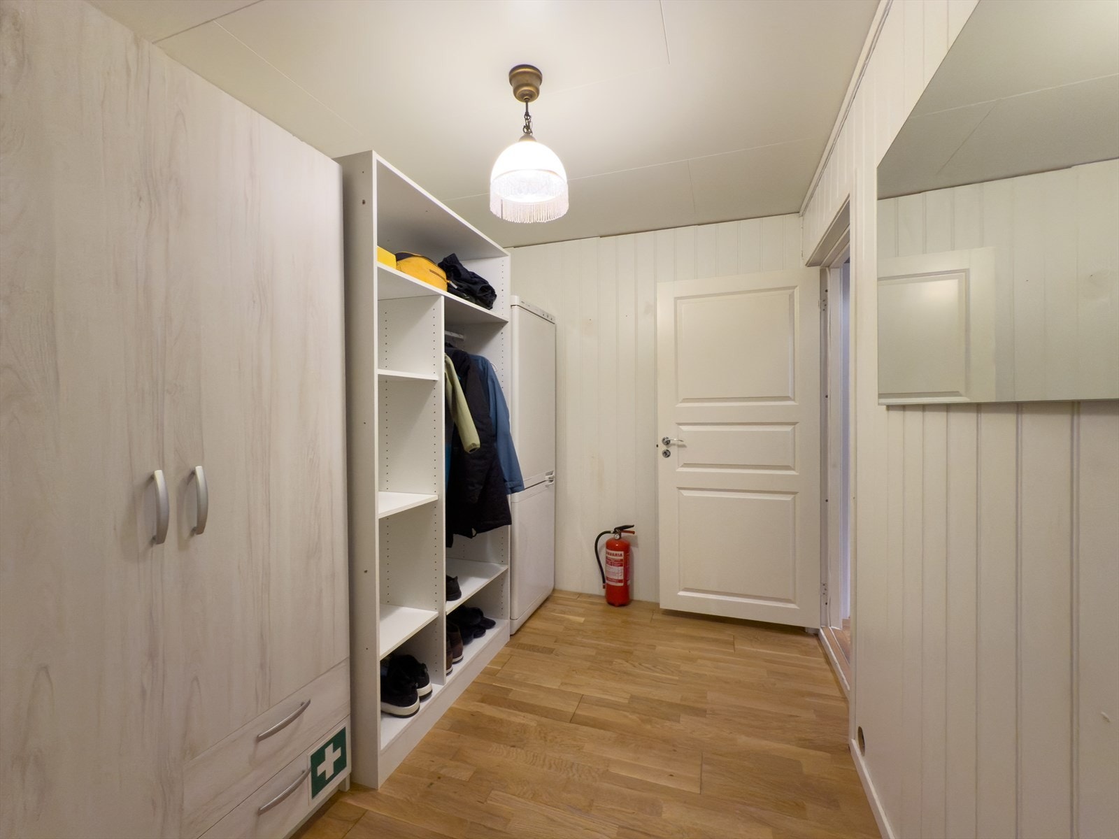 Garderobe Galleribilde