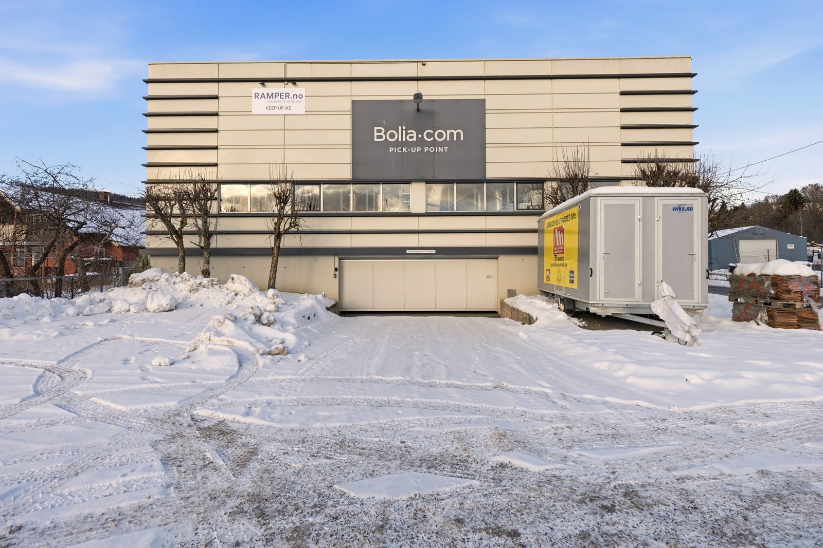Inngang til kaldlager / garasje Galleribilde