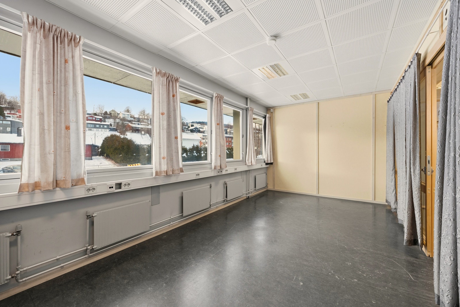 Ledig kontor Galleribilde