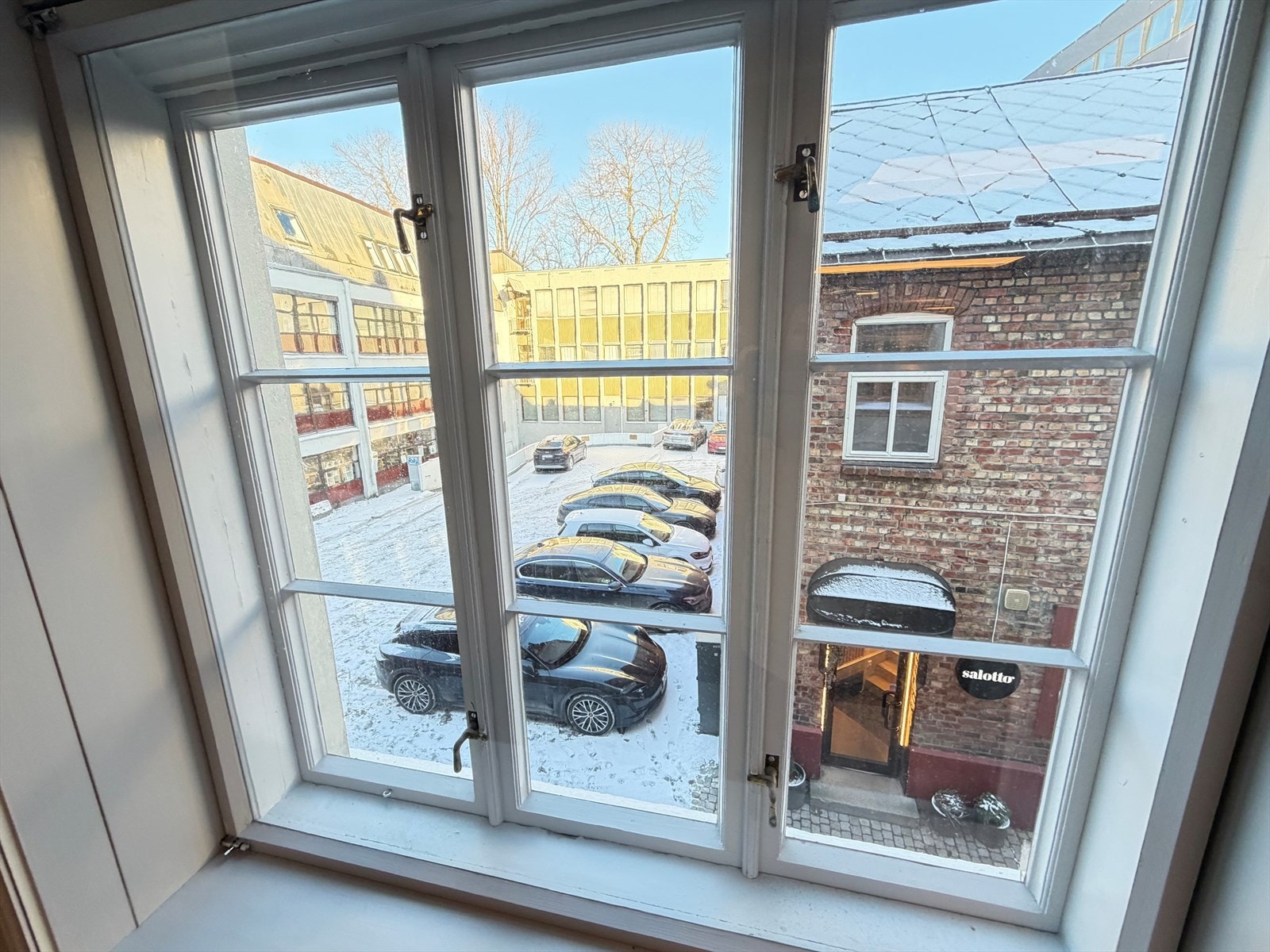 Utsikt fra stort kontor Galleribilde