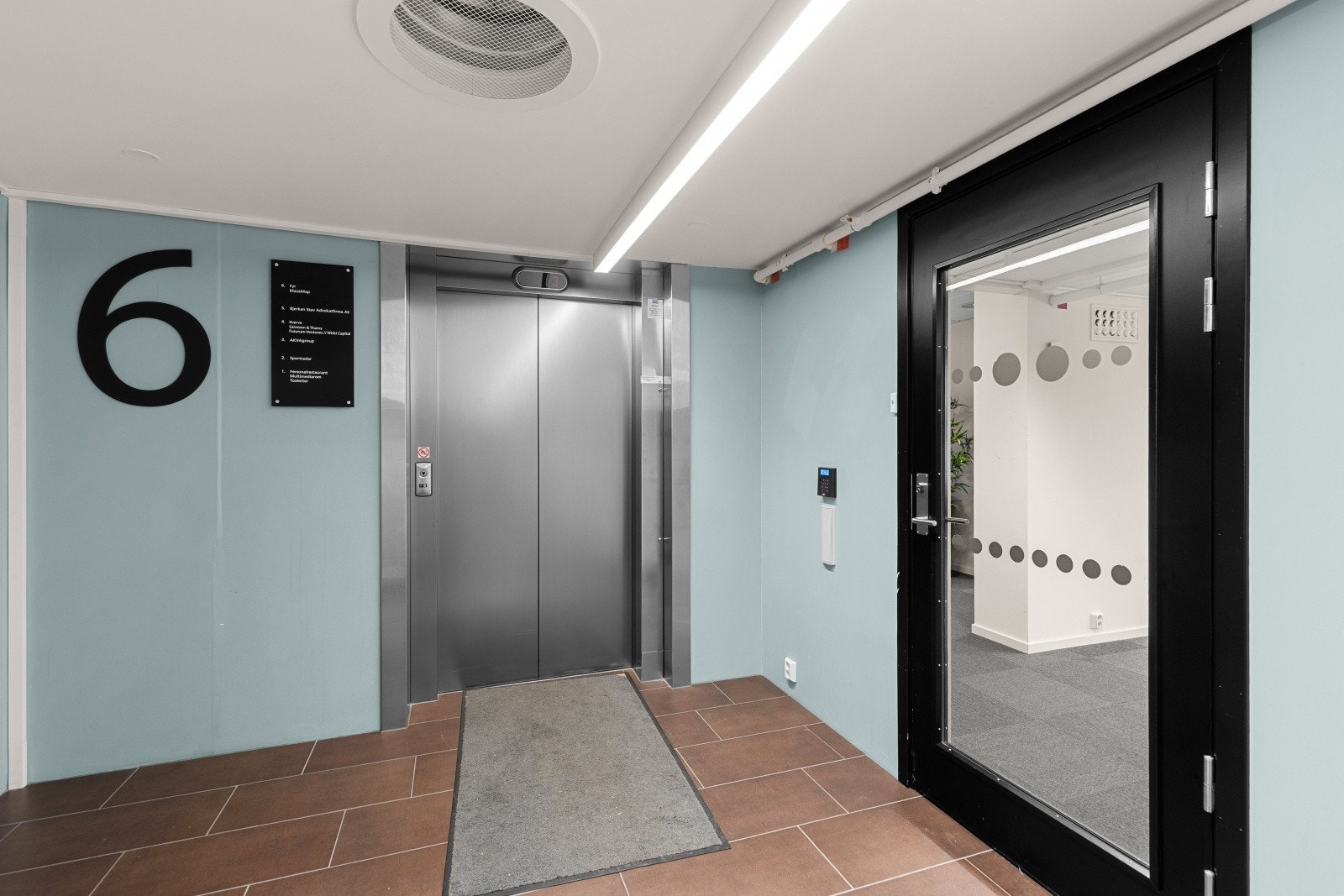 De ledige arealene er en del av Fyr Technologies sine lokaler i toppetasjen på bygget. Galleribilde