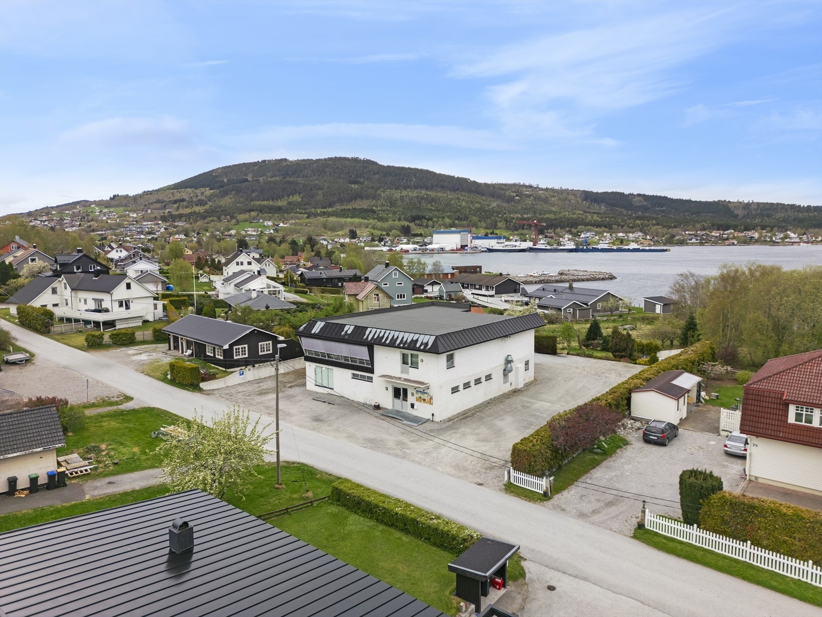 04242025_Hagnesvegen drone_ (10).jpg Galleribilde