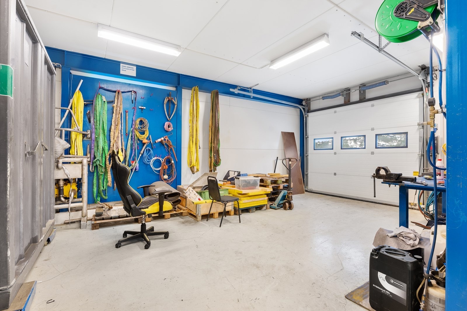 1. etasje verksted/lager Galleribilde