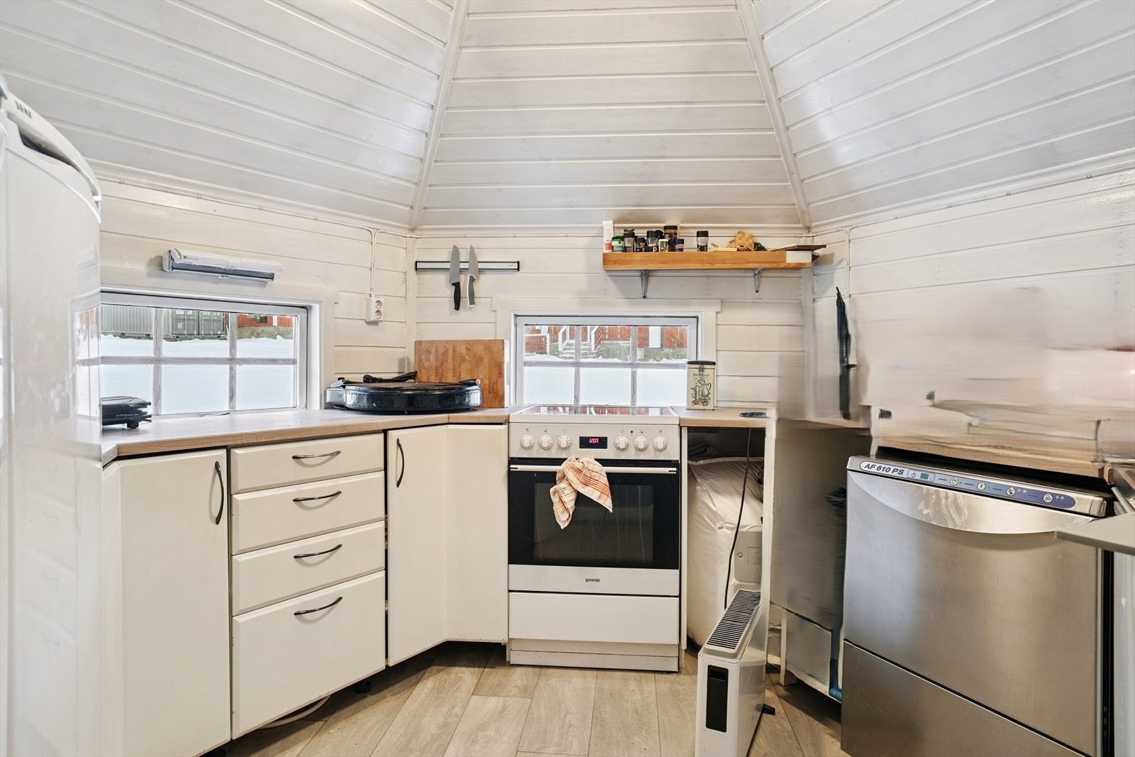 Kjøkken grillhuset.jpg Galleribilde