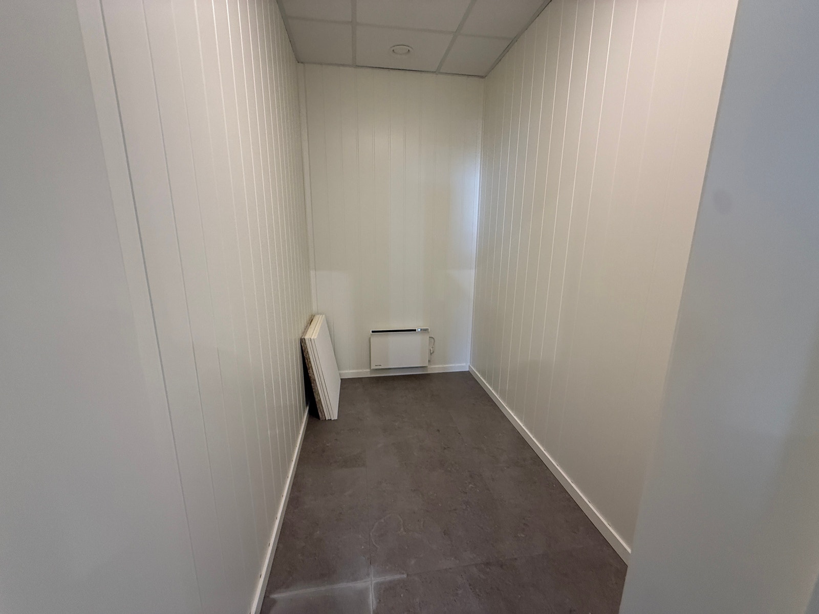 Seksjon 2 - Garderobe Galleribilde