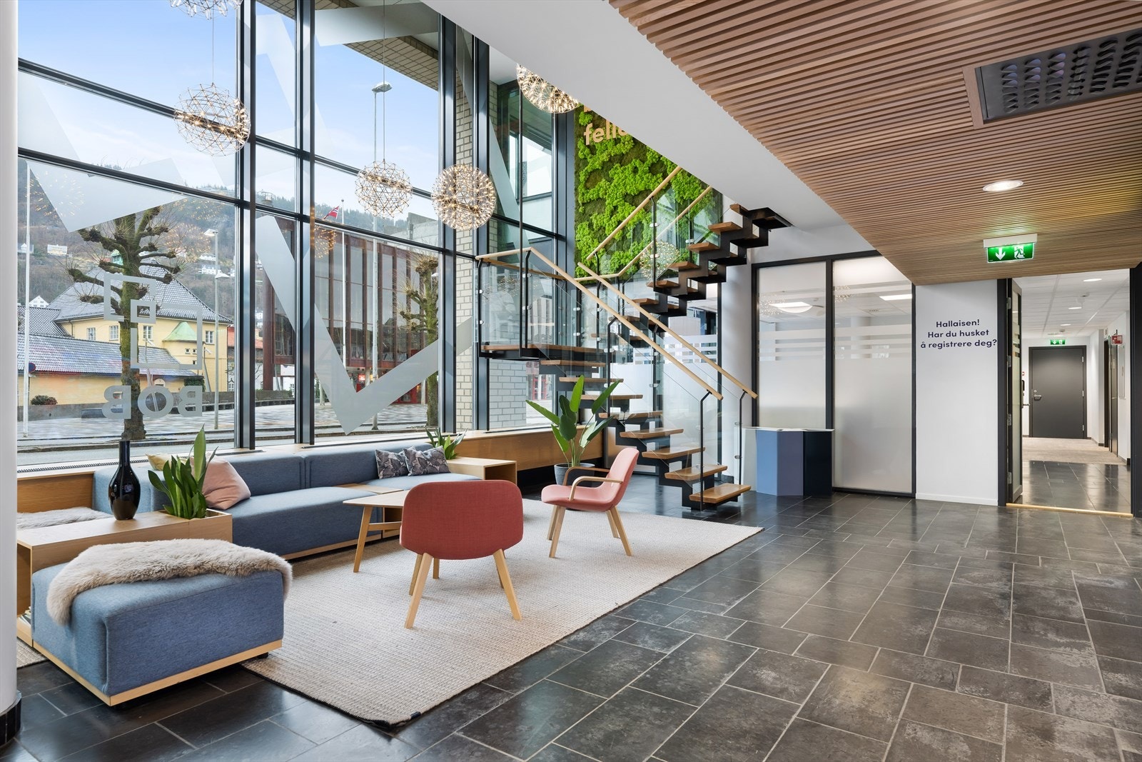 Inngangsparti til lokalene er fellesareal