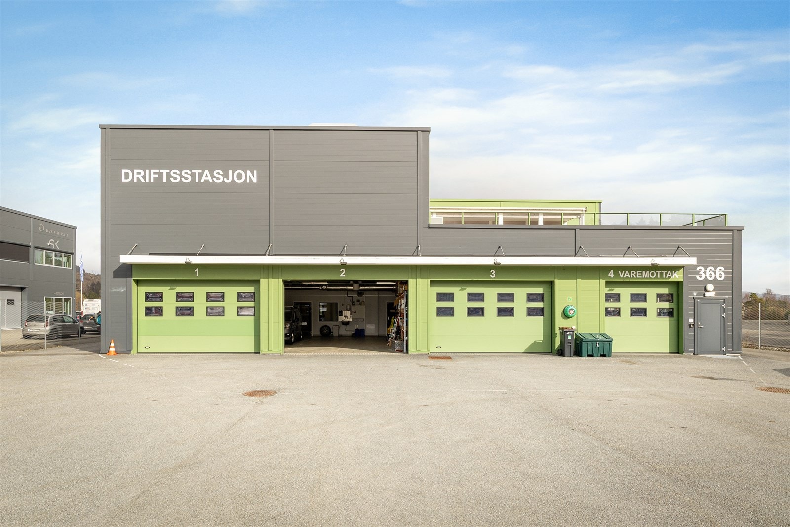 Rosslandsvegen 366 - presentert av EiendomsMegler 1 Næringseiendom v/Tomas Kartvedt