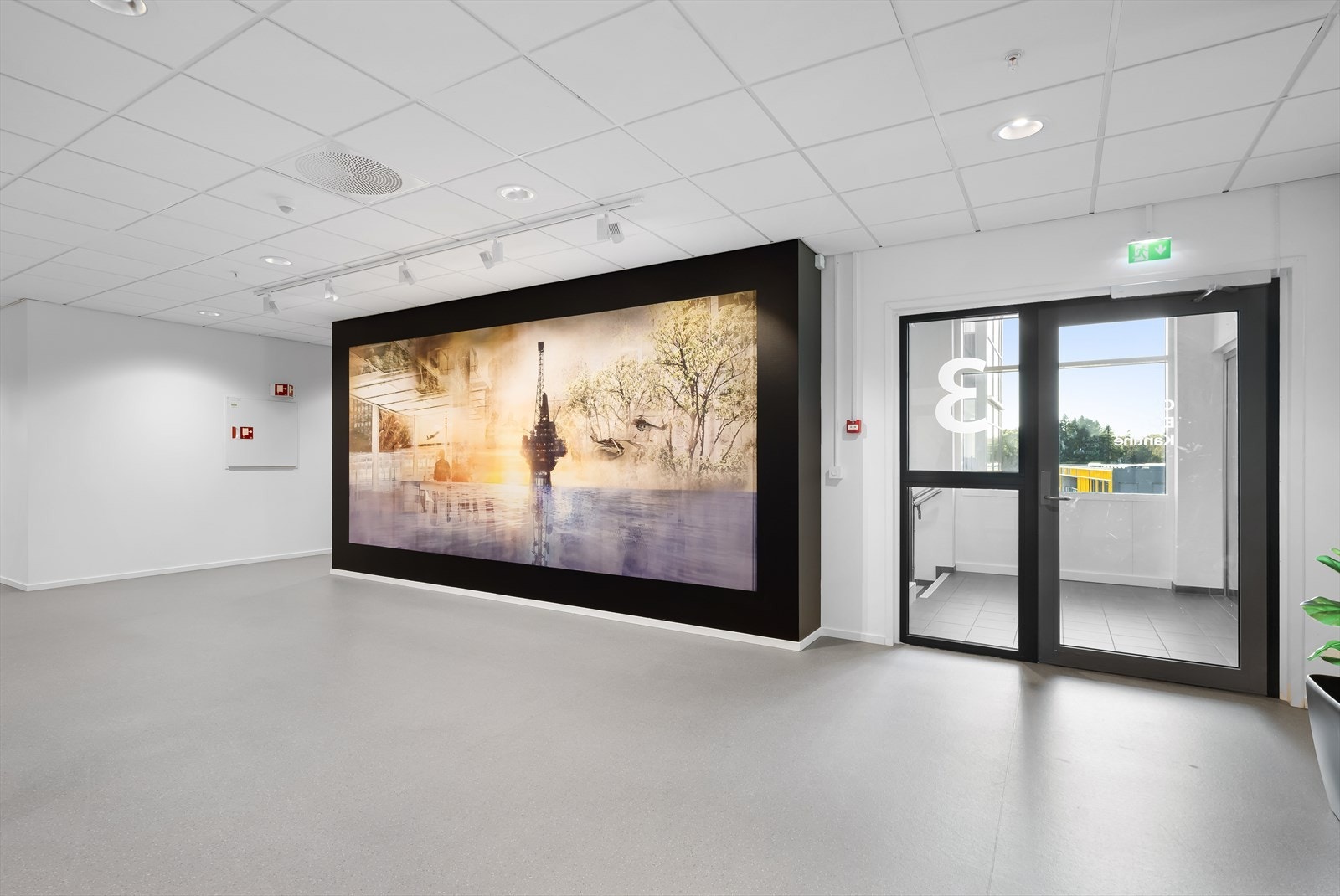 Dekorative fellesarealer i bygget.