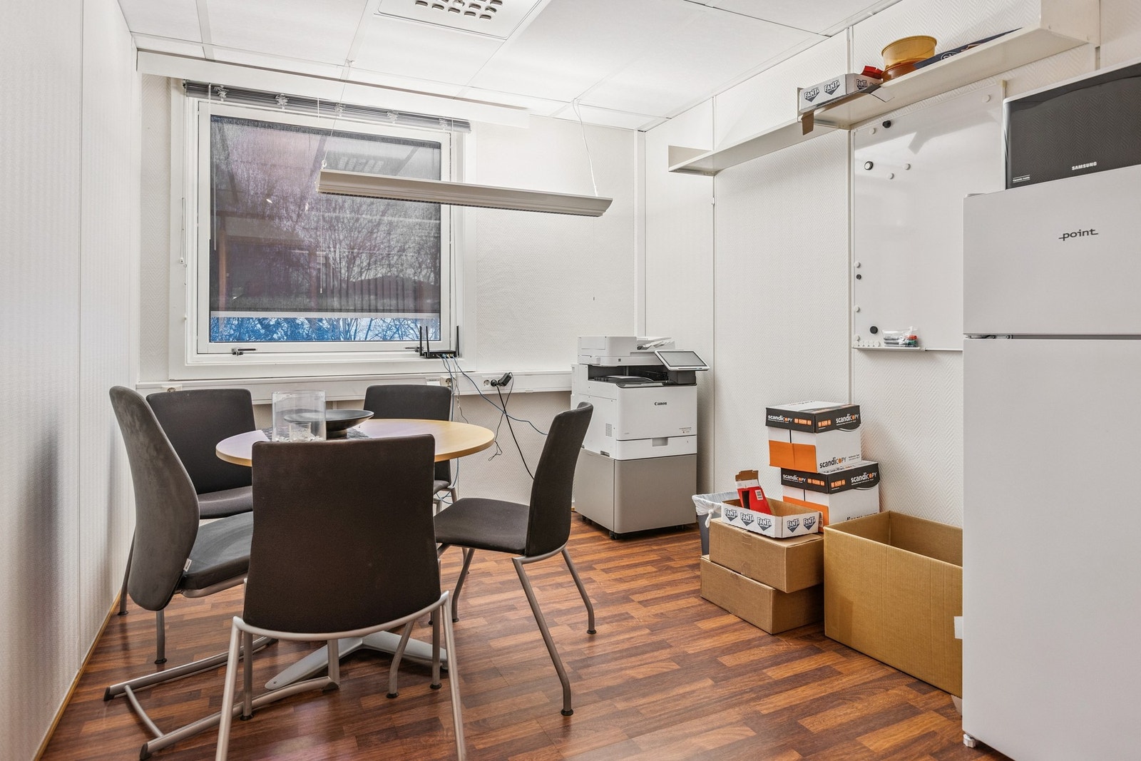 Kontor og 3.ets Galleribilde