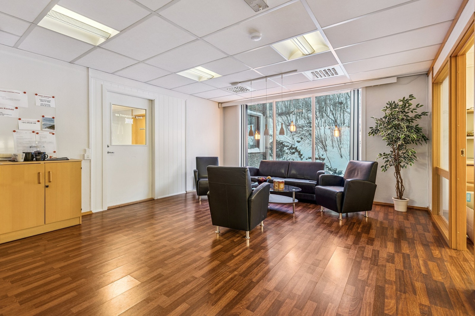 Kontor og 3.ets Galleribilde