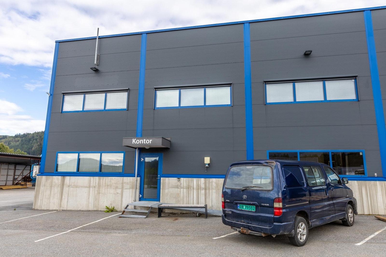 Egen inngang Galleribilde
