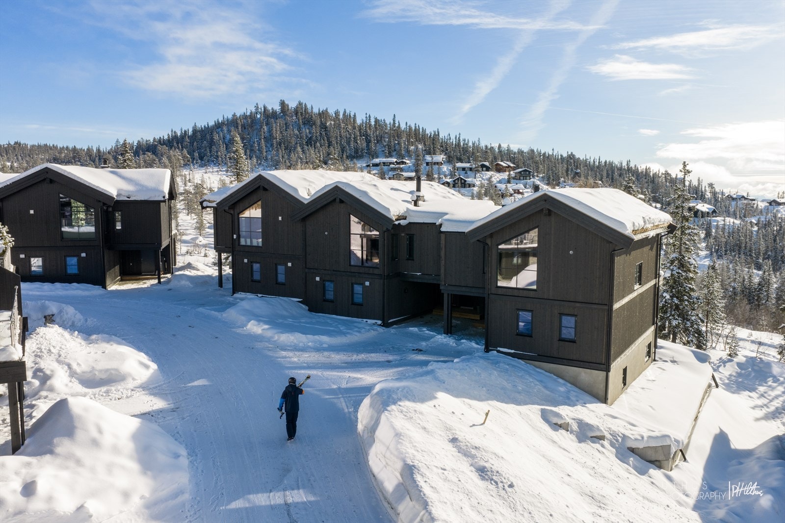 Gangavstand fra hytta til Norefjell ski og spa, samt alpinbakkene. Galleribilde