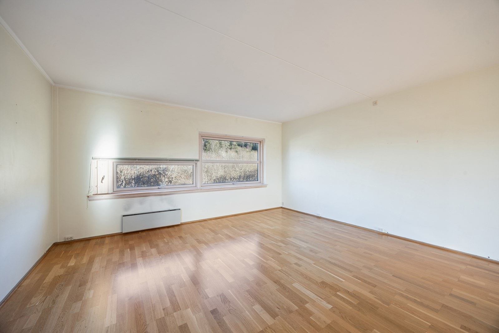 Stuen er et sosialt samlingspunkt for familie og venner, og passer ypperlig for store sammenkomster således som for avslapping. Galleribilde