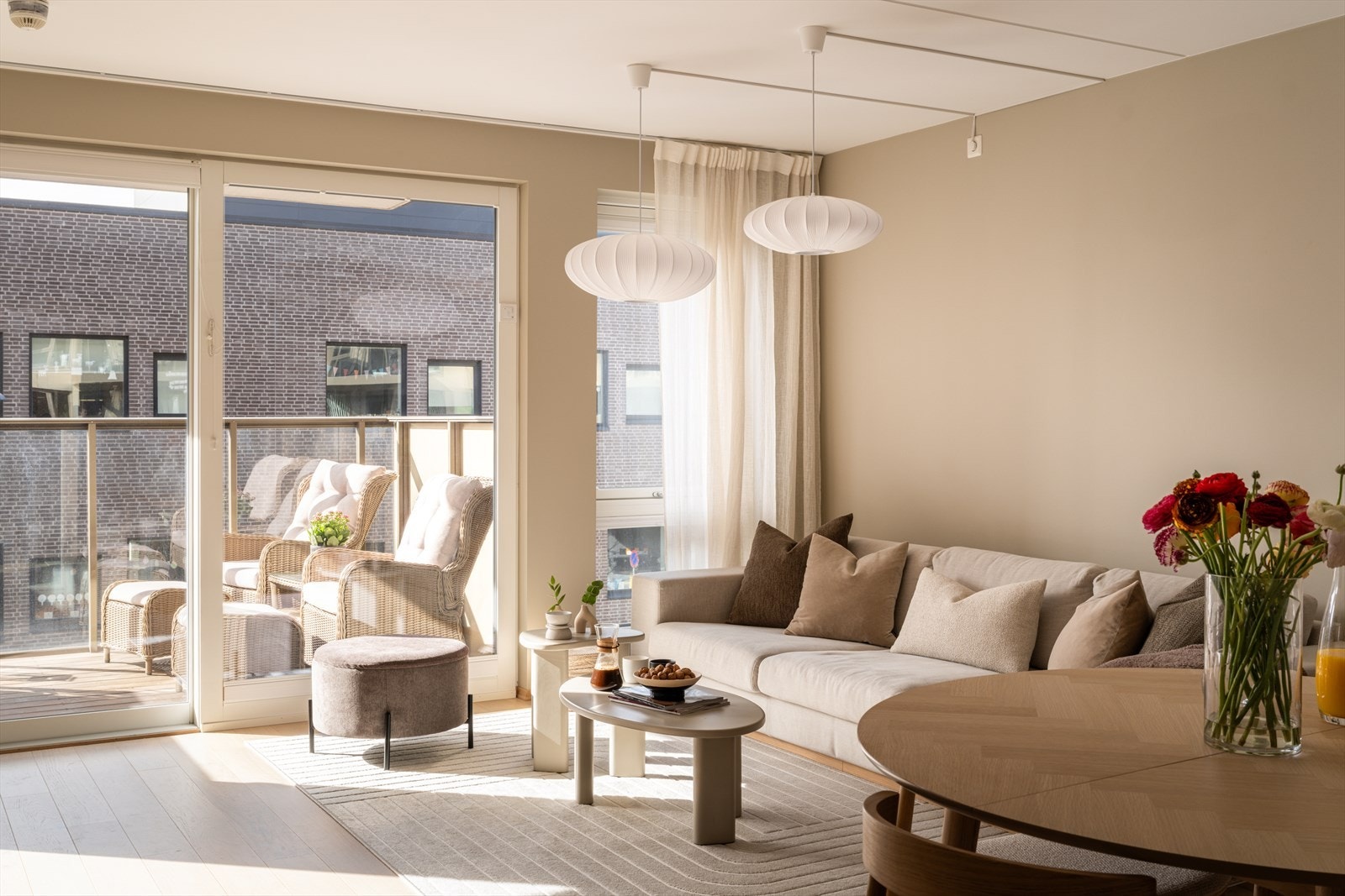 Fra stuen er det utgang til en herlig balkong! Galleribilde