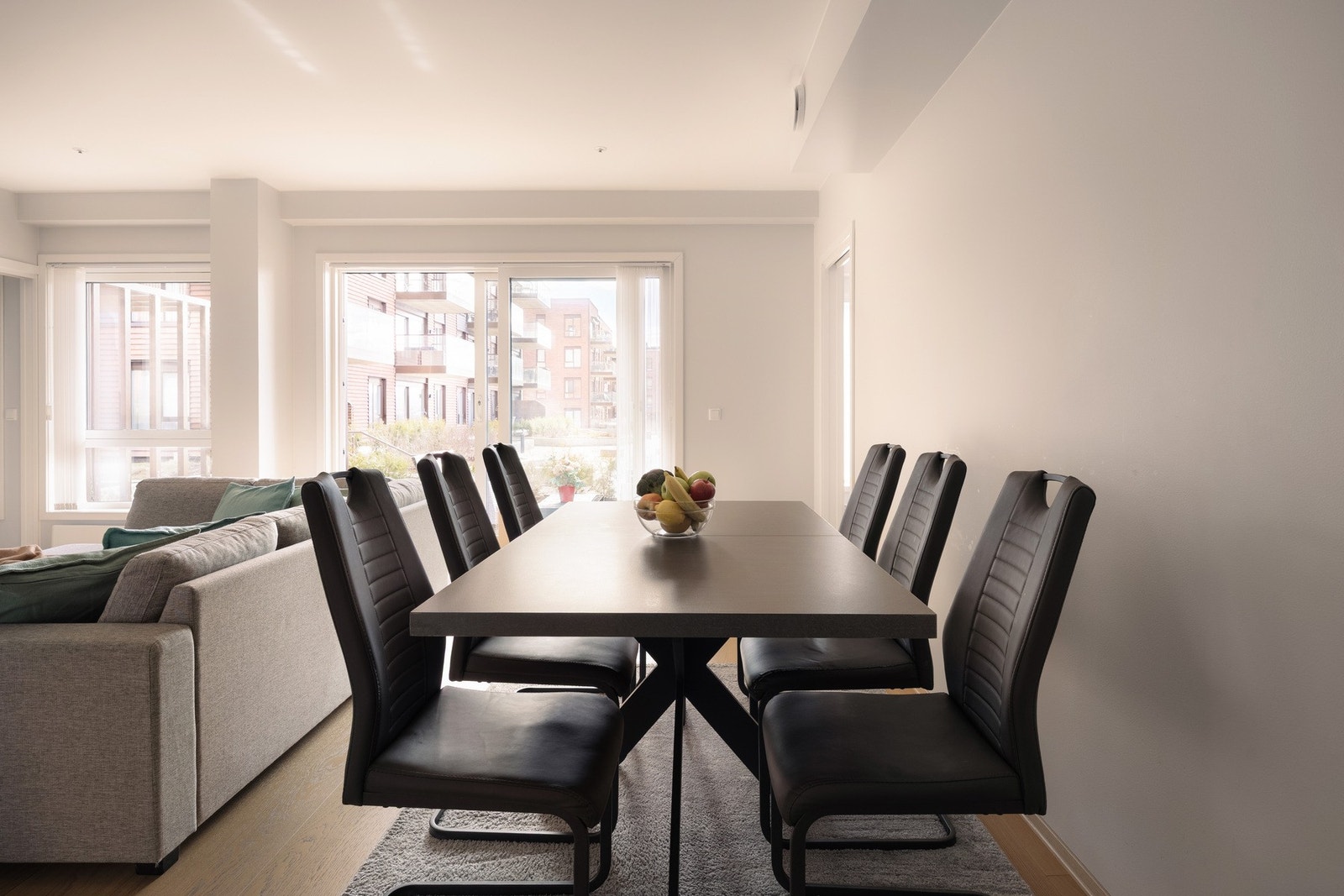 Her kan man samles rundt bordet og nyte lange måltider med venner og familie. Galleribilde