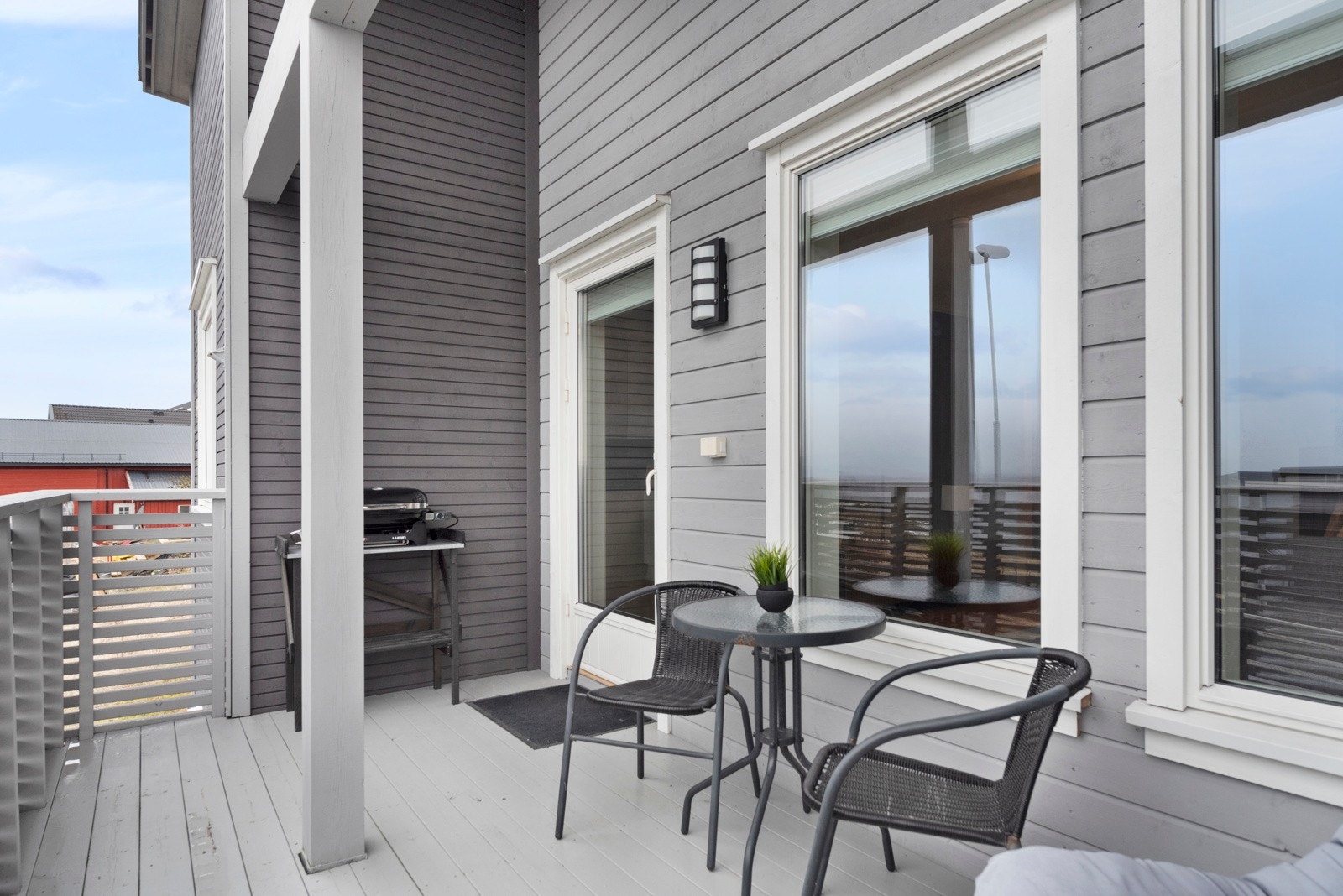 2 romslige uteplasser. Galleribilde