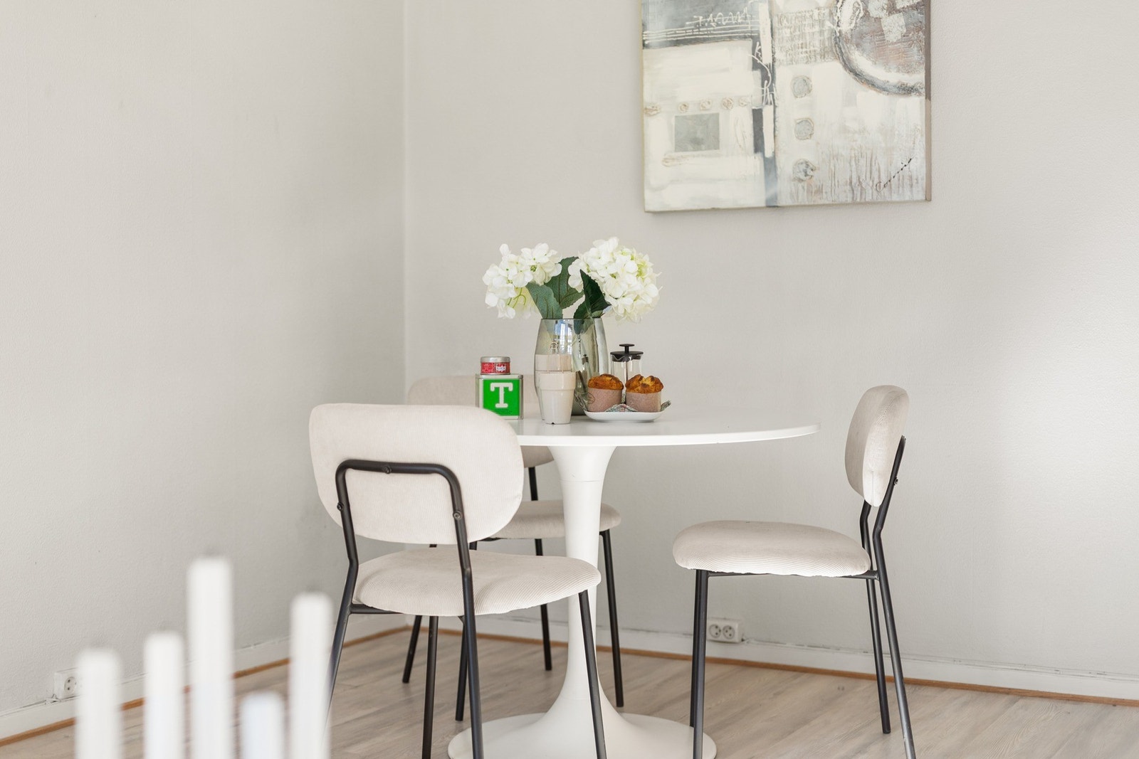 Her kan du skape din drømmebolig, og gjøre leiligheten om til 3-roms ved å flytte kjøkkenet. Galleribilde