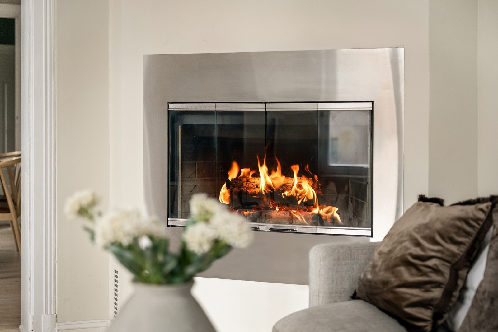 Hyggelig peis i stuen Galleribilde