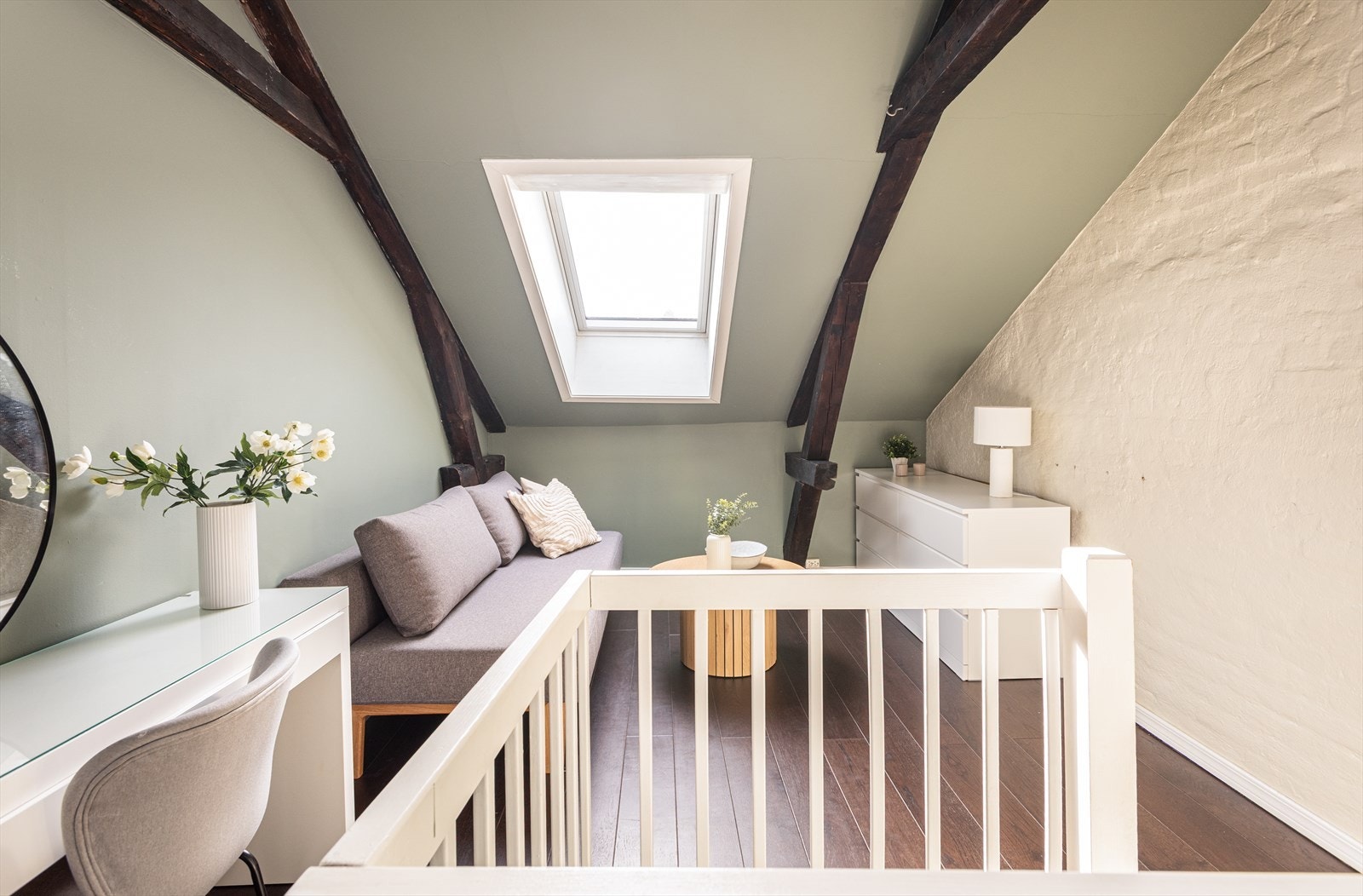 4. etasje: et fleksibelt rom som kan benyttes som leilighetens tredje soverom eller en ekstra stue Galleribilde