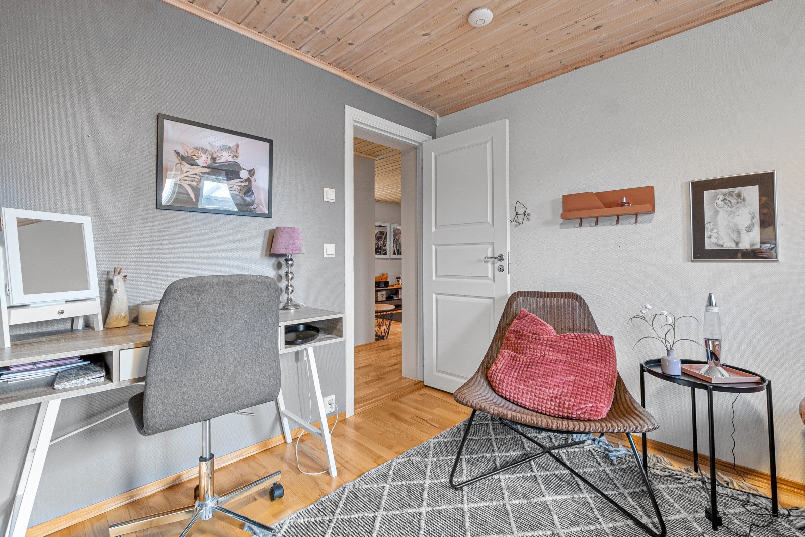 I denne etasjen finner du også to gode soverom med praktiske og fleksible løsninger. Galleribilde