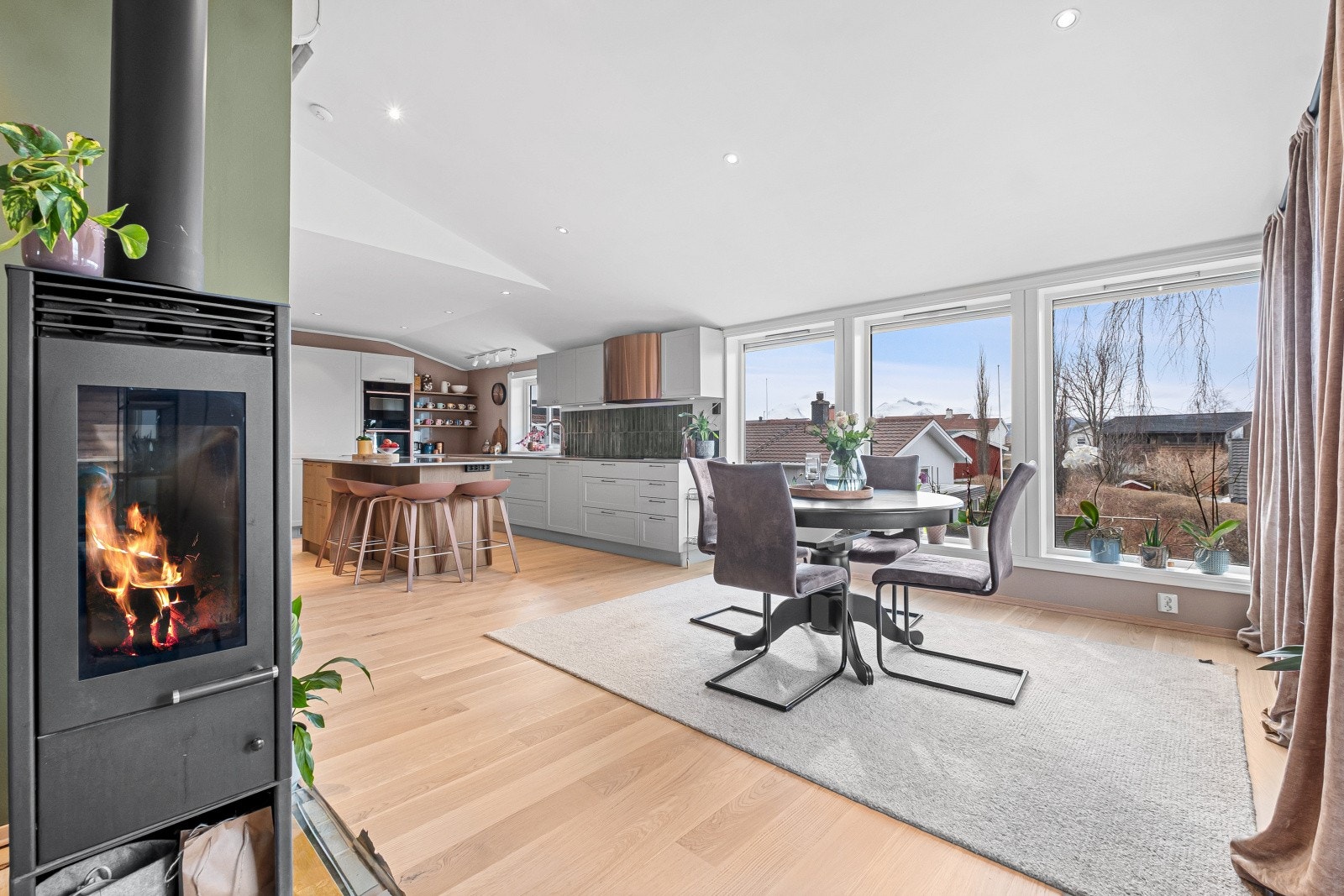 Vedovnen gir både varme og hygge på kalde dager. Galleribilde