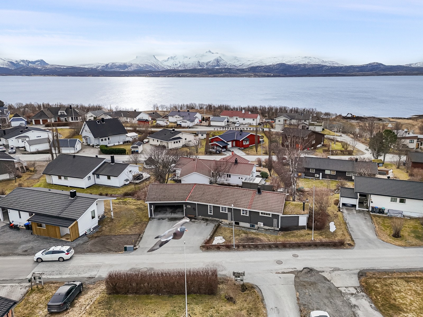 Området byr på en perfekt kombinasjon av naturnær livskvalitet og enkel tilgang til byens fasiliteter. Galleribilde