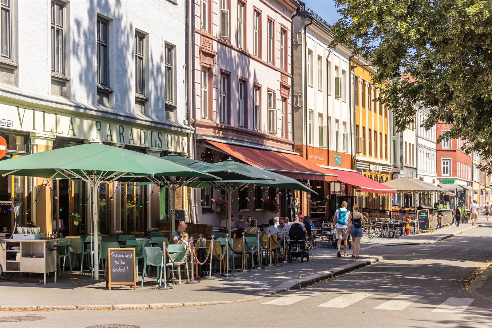 Beliggenheten på Grünerløkka gir umiddelbar nærhet til et rikt utvalg av kafeer og restauranter, som anerkjente Villa Paradiso. Galleribilde