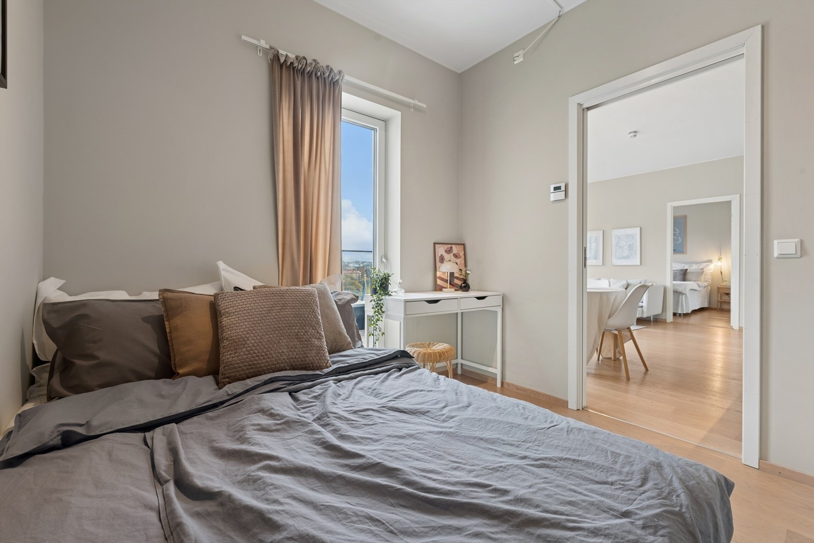 Soverom II er et fleksibelt rom som passer like godt som barnerom, gjesterom eller hjemmekontor. Galleribilde