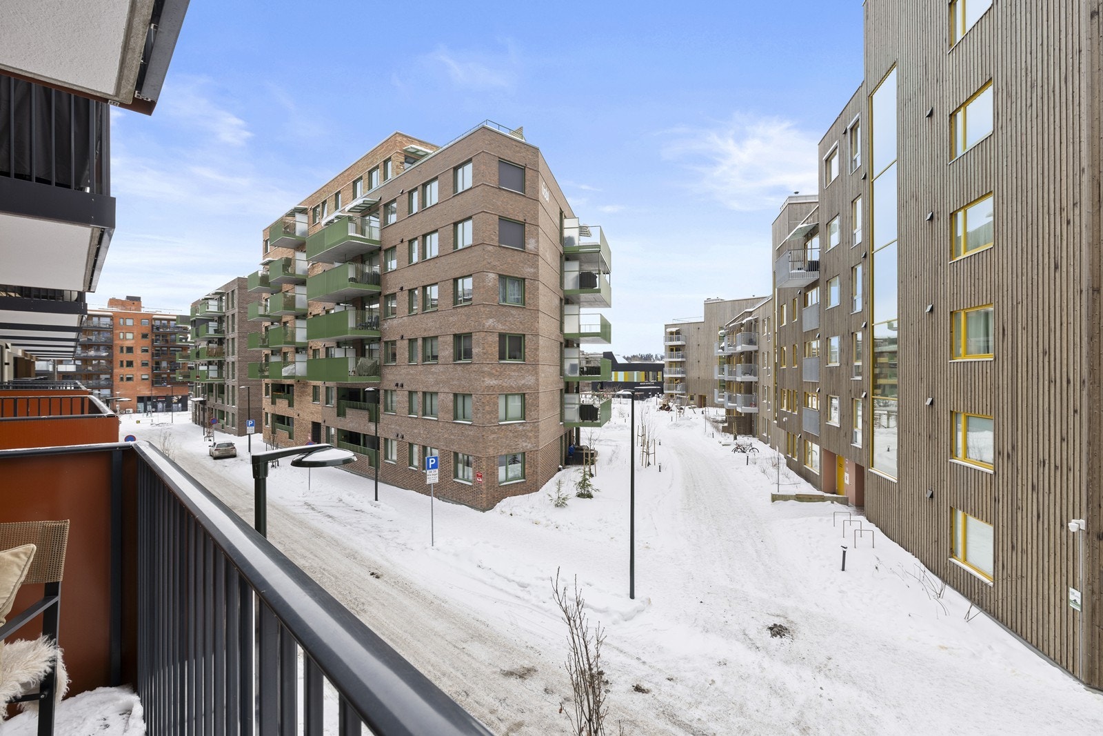 Med Triaden Lørenskog Storsenter kun tre minutters gange unna, er alle servicetilbud lett tilgjengelige. Galleribilde
