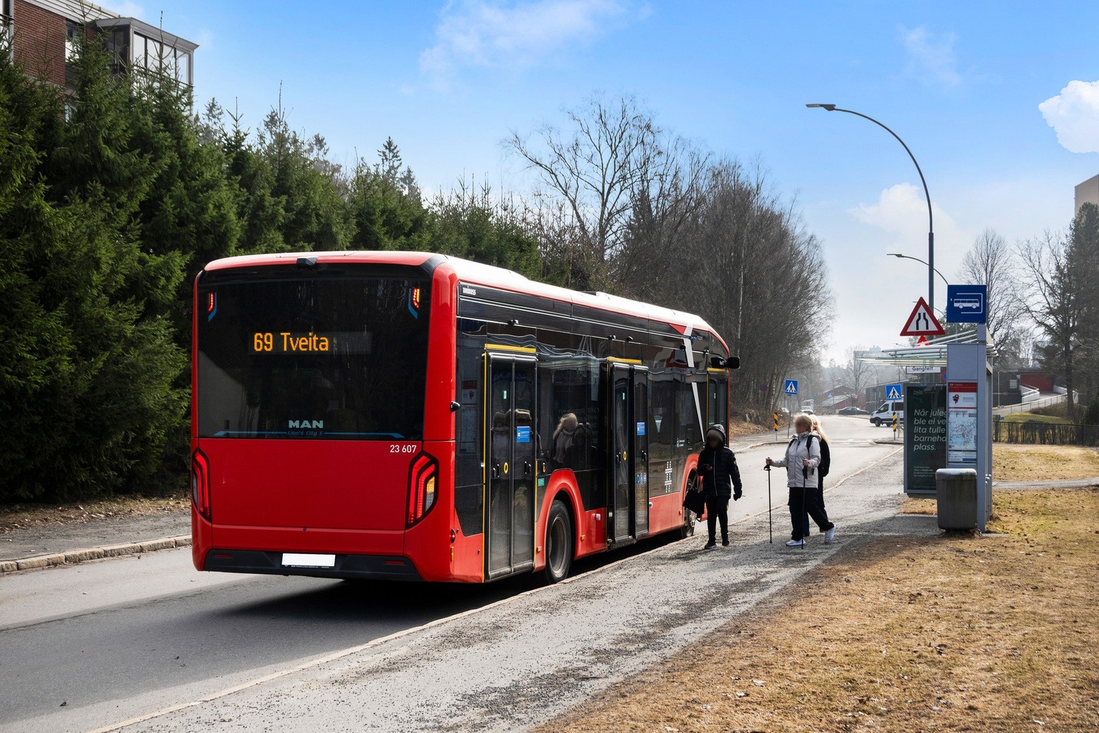 Kort vei til kollektivtransport og daglige servicetilbud. Galleribilde