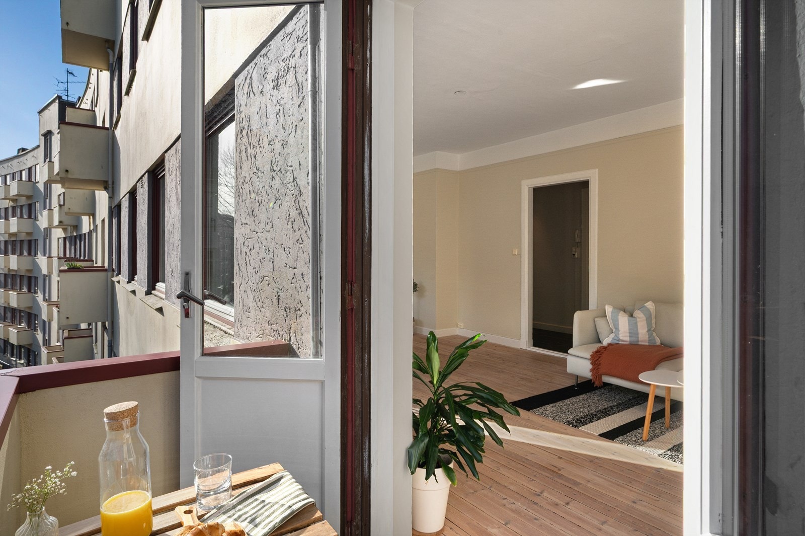 - Tenk å nyte morgensolen her - Galleribilde