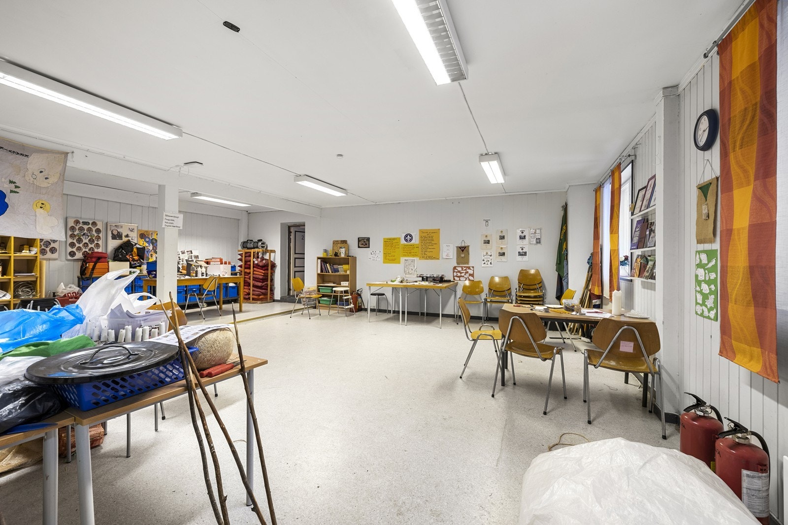 Stort aktivitetsrom i underetasjen med mange bruksmuligheter. Galleribilde