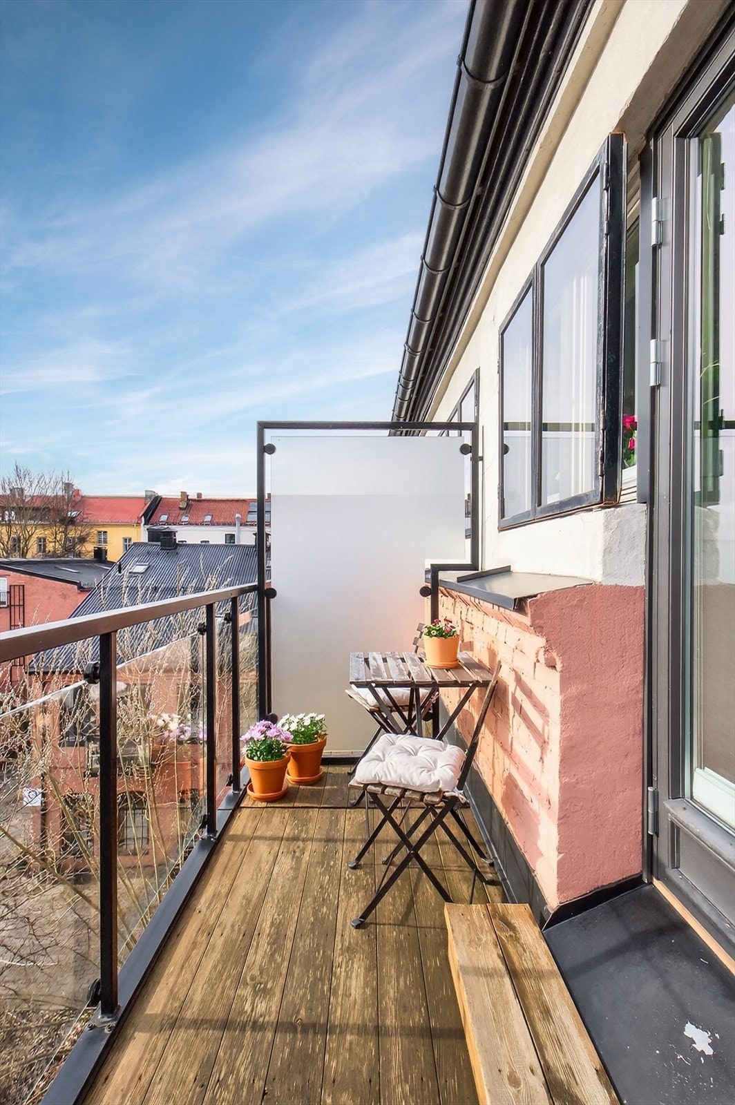 På sommerstid kan du nyte solen på dagtid. Galleribilde