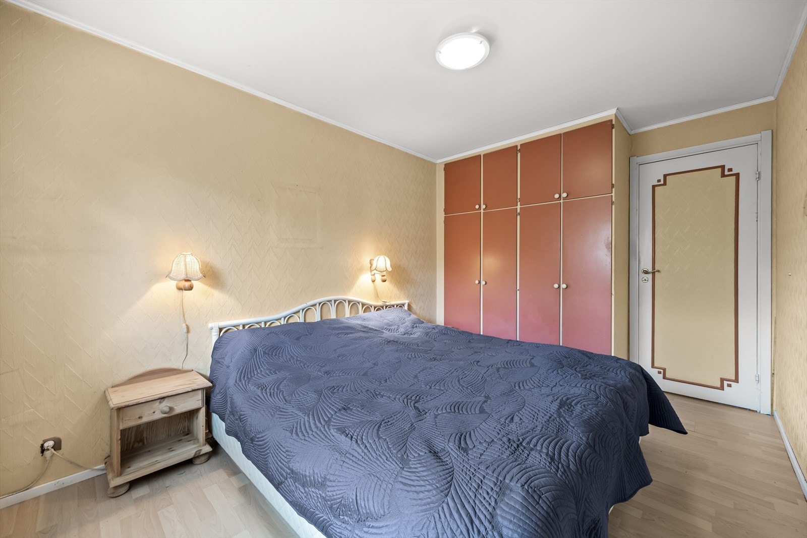 Hovedsoverommet er romslig og har god plass til dobbeltseng og garderobeskap. Galleribilde