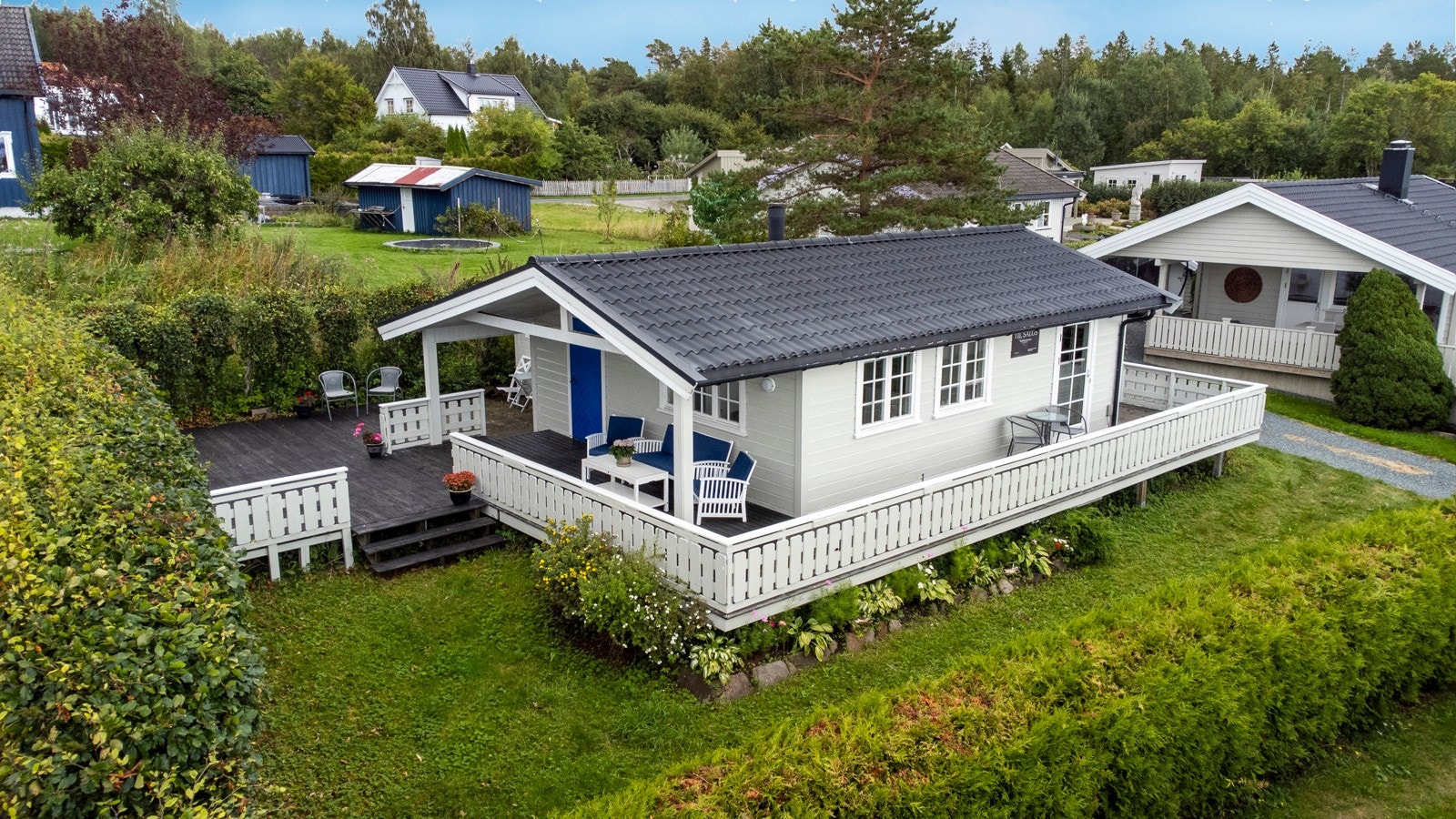 Gode uteplasser med flott utsikt og gode solforhold! Galleribilde