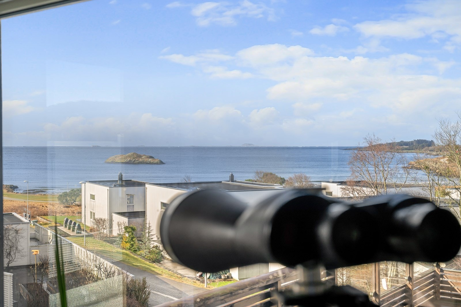 Fantastisk utsikt fra stuevinduene Galleribilde