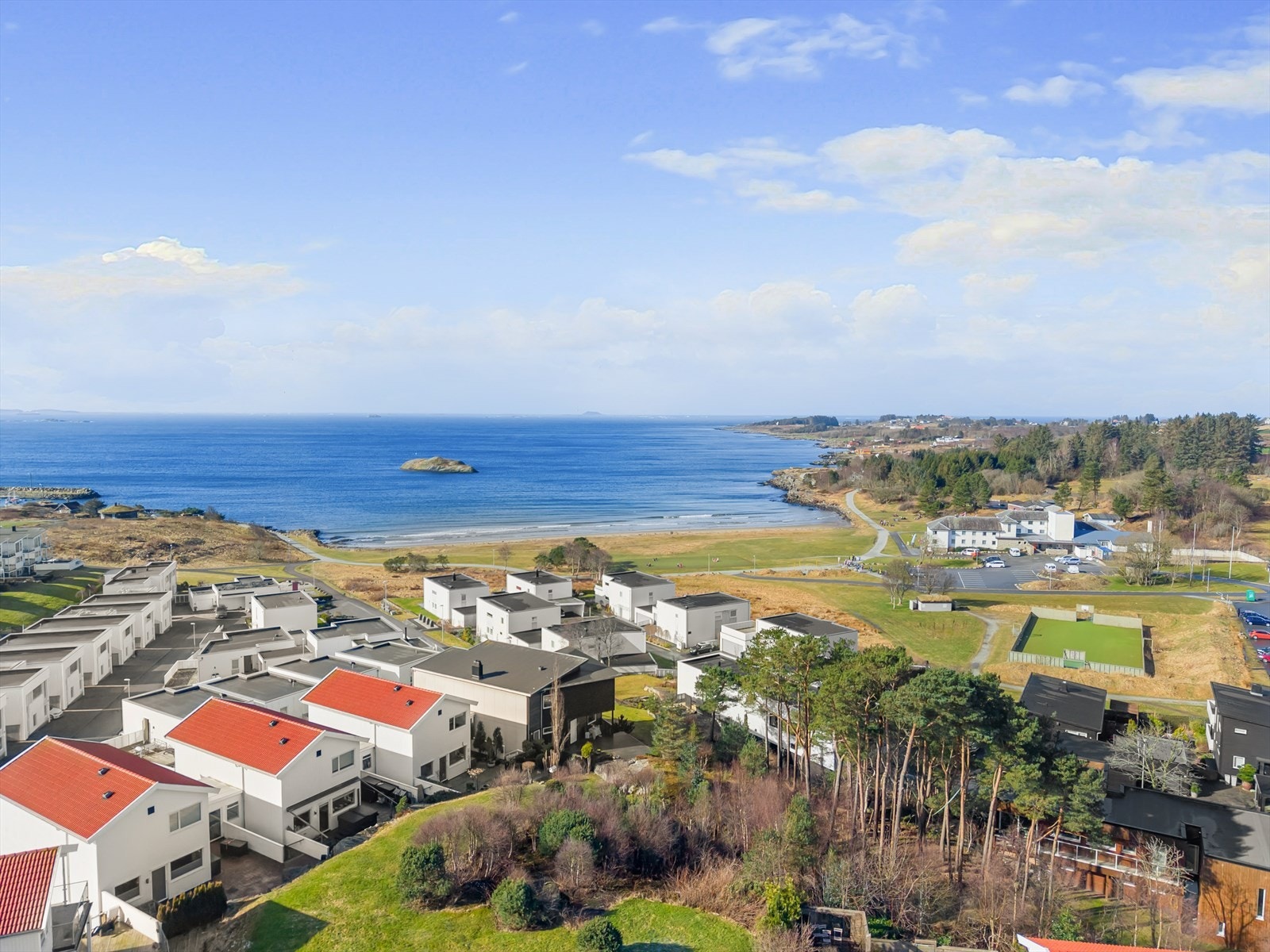 Kort vei ned til nydelige Vistestranden Galleribilde