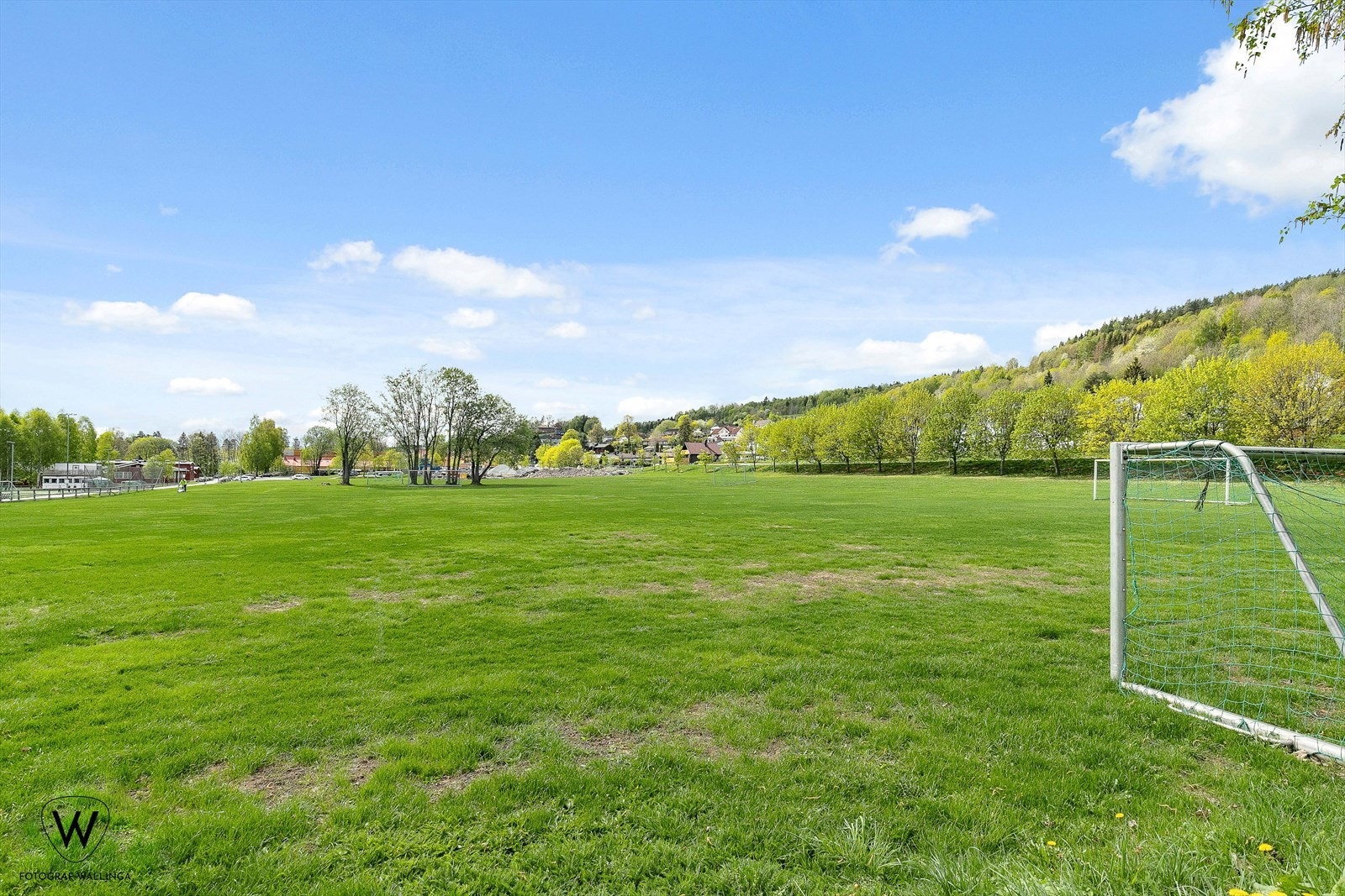 Nærhet til Åskollen idrettsarena med både fotballbaner og håndballhall Galleribilde