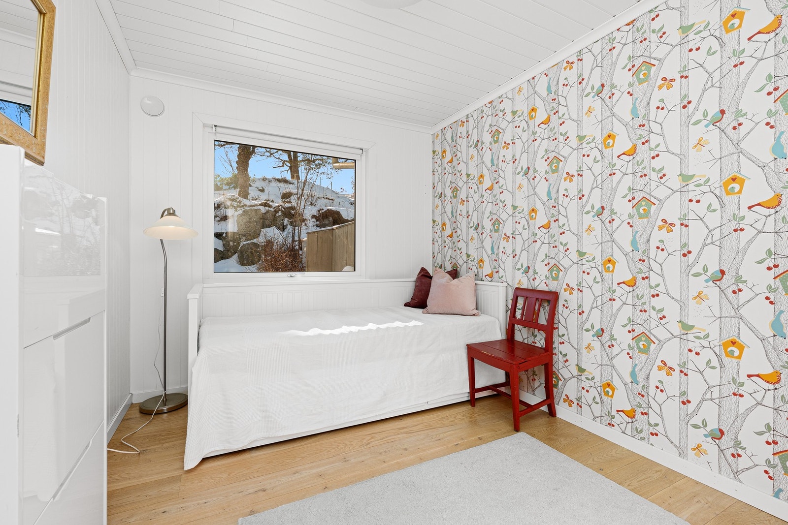 Det andre soverommet ligger også i 1.etasjen. Galleribilde